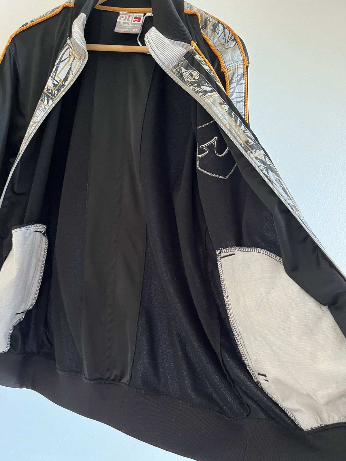 Japanese Brand × Pepe Jeans Y2K Pepe Jeans Zip SS JERSEY Japanese Style Size US M / EU 48-50 / 2 - 15 Thumbnail
