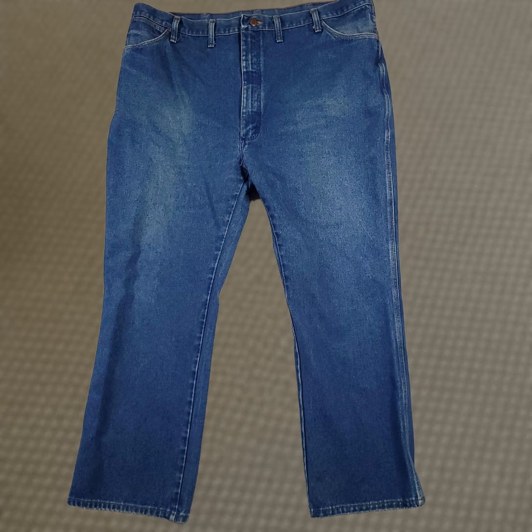 Wrangler Wrangler Jeans Mens 46 Regular Denim 945DEN Straight USA Made Blue 5-Pocket Zip Fly Cowboy Regular Fit Size US 30 / EU 46 - 1 Thumbnail
