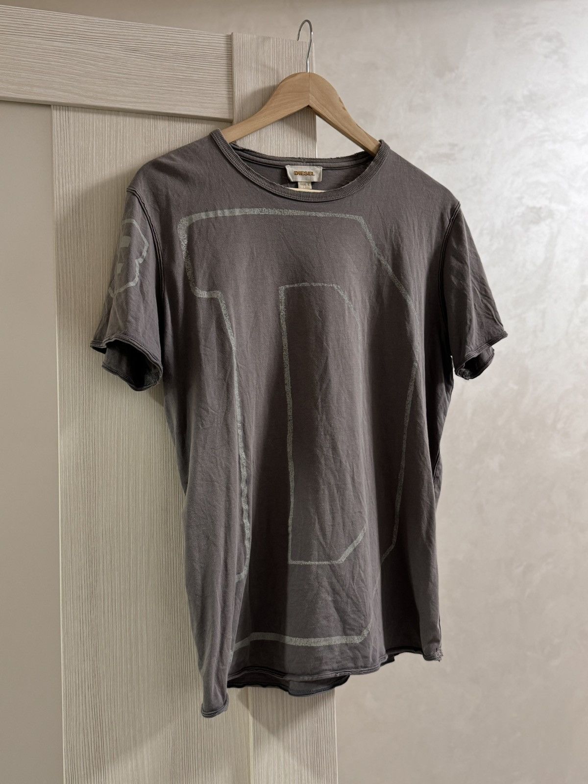 Vintage Vintage Diesel t-shirt printed y2k Faded Japan Size US L / EU 52-54 / 3 - 3 Thumbnail