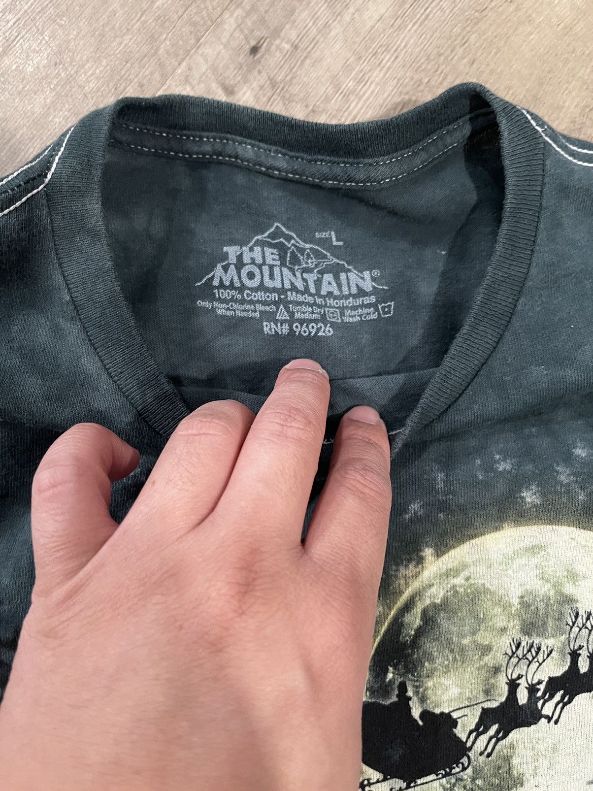 The Mountain The mountain shirt Size US L / EU 52-54 / 3 - 2 Thumbnail