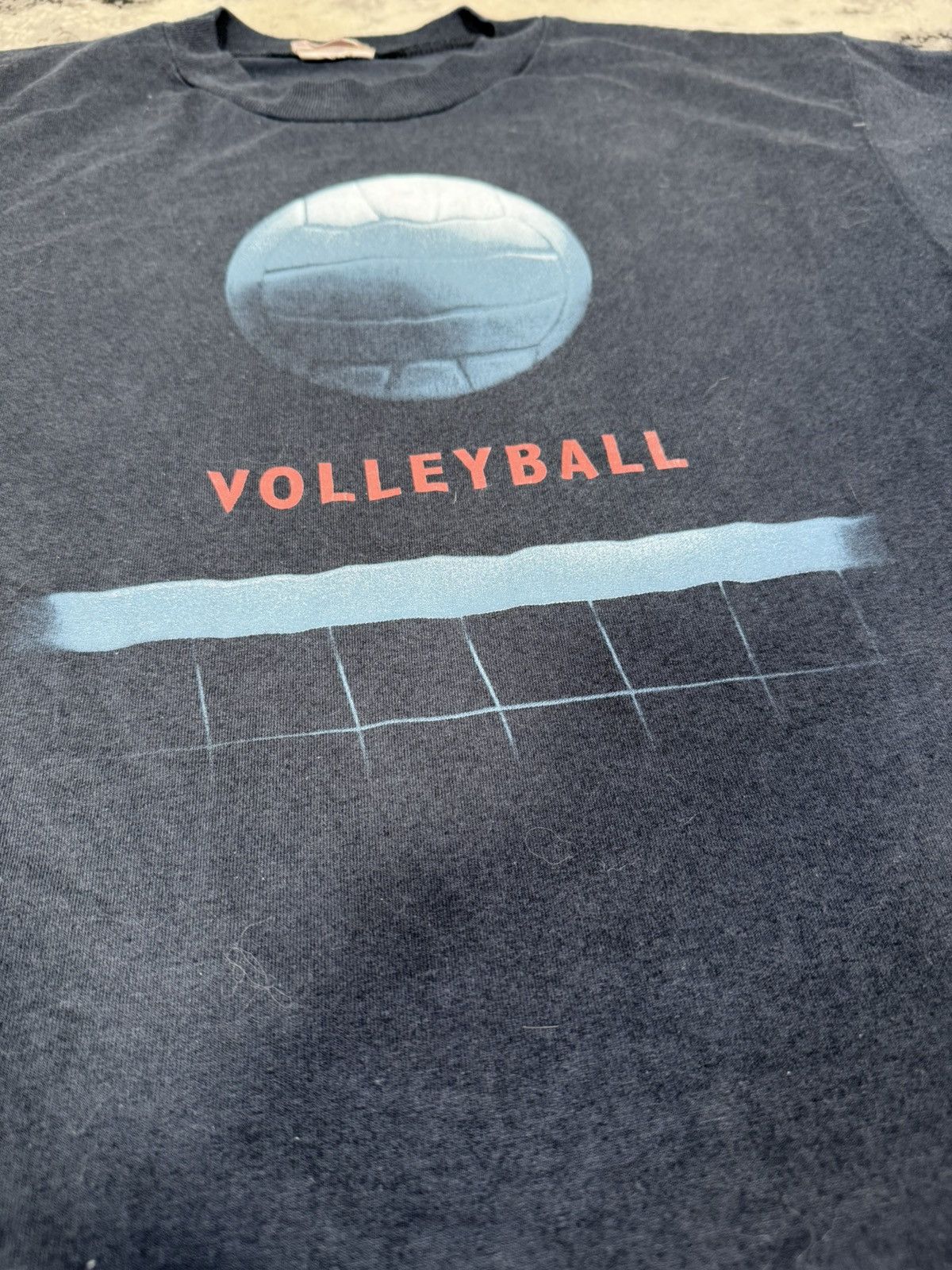 Vintage Vintage Volleyball Faded Cropped Single Stitch T-Shirt Size US L / EU 52-54 / 3 - 3 Thumbnail