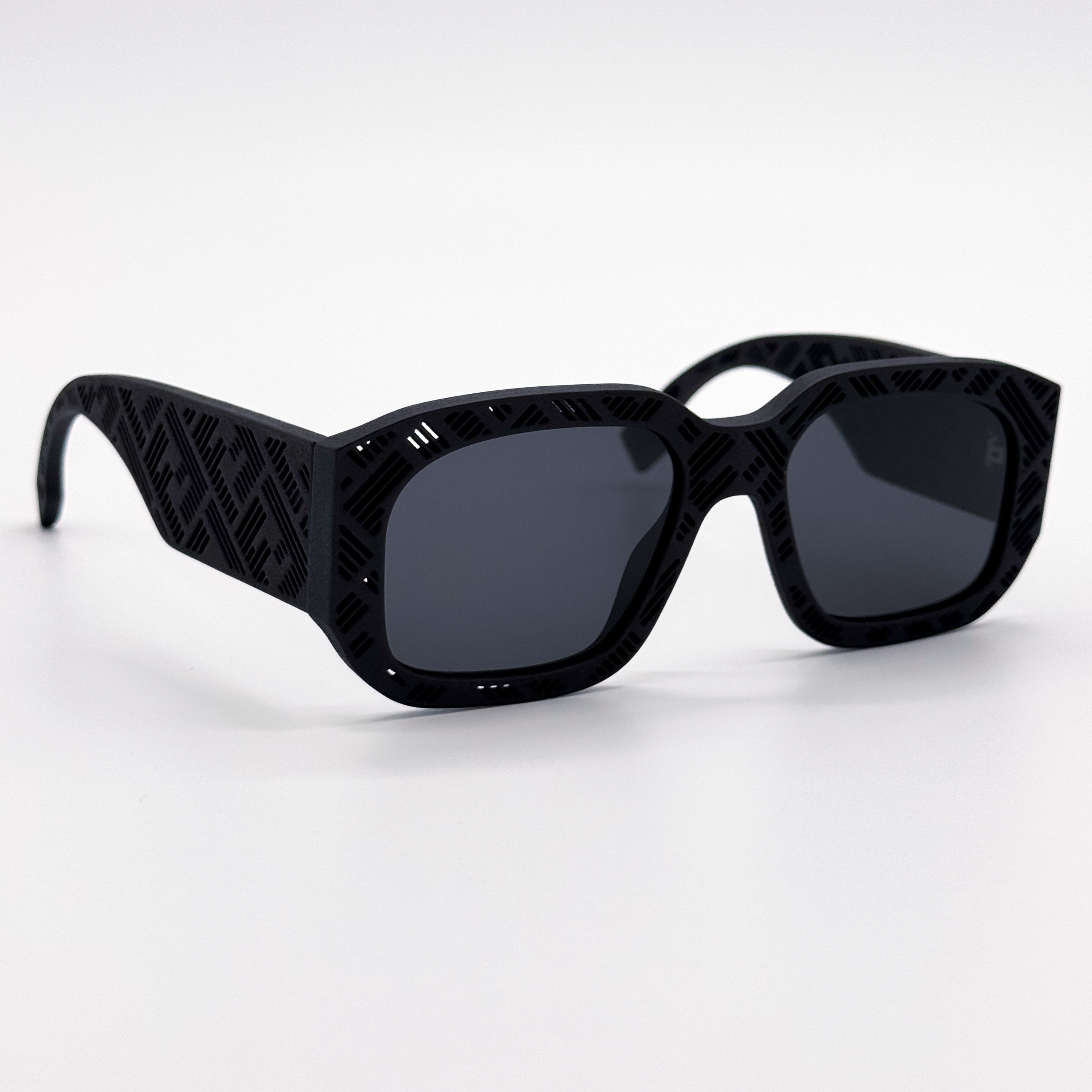 Fendi NEW FENDI FE40113I 02A MATTE BLACK UNISEX SUNGLASSES FENDI Size ONE SIZE - 4 Thumbnail