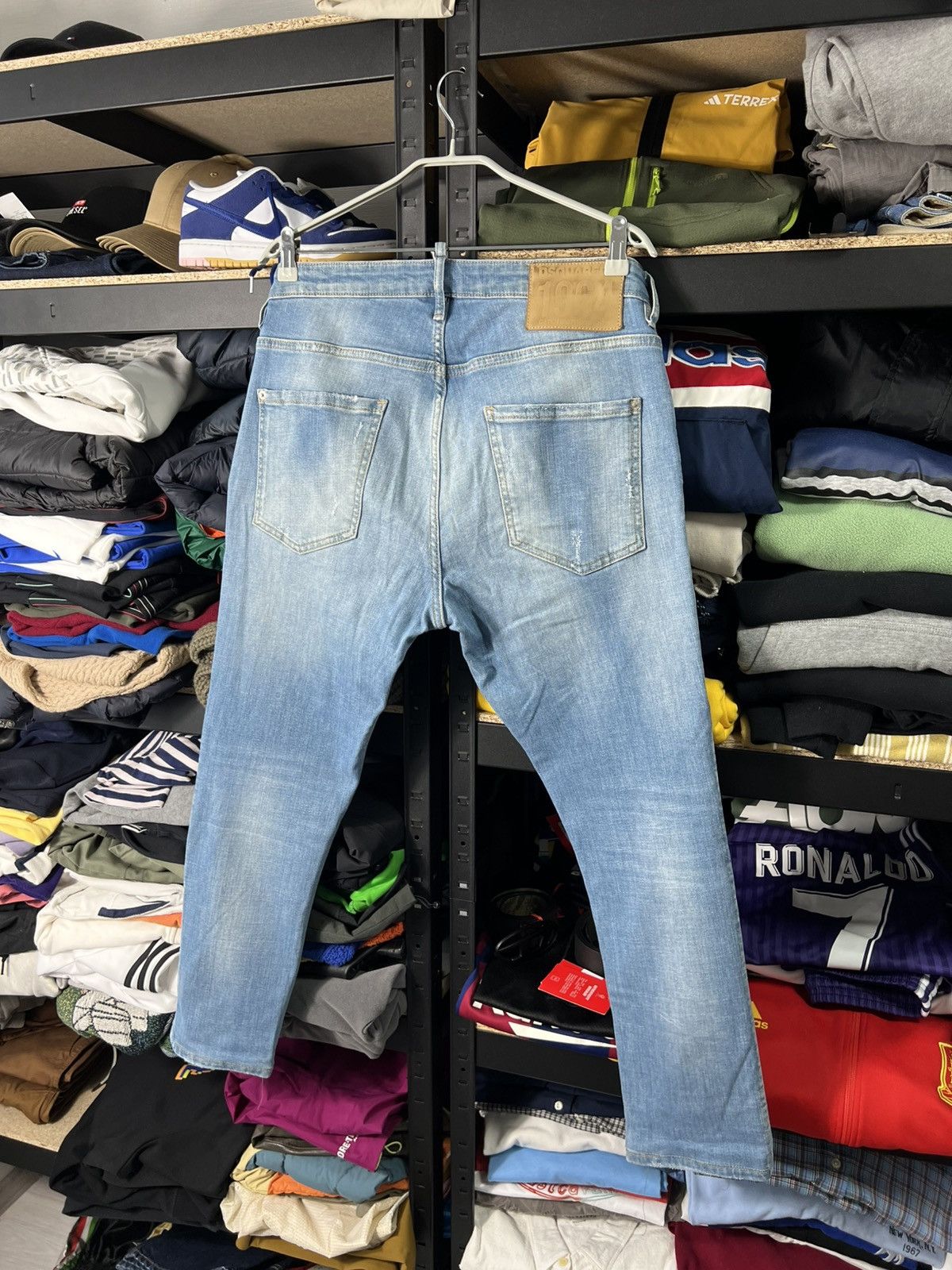 Dsquared2 Dsquared2 Light Wash Distressed Jeans Size 52 Slim Fit Italy Size US 36 / EU 52 - 11 Thumbnail