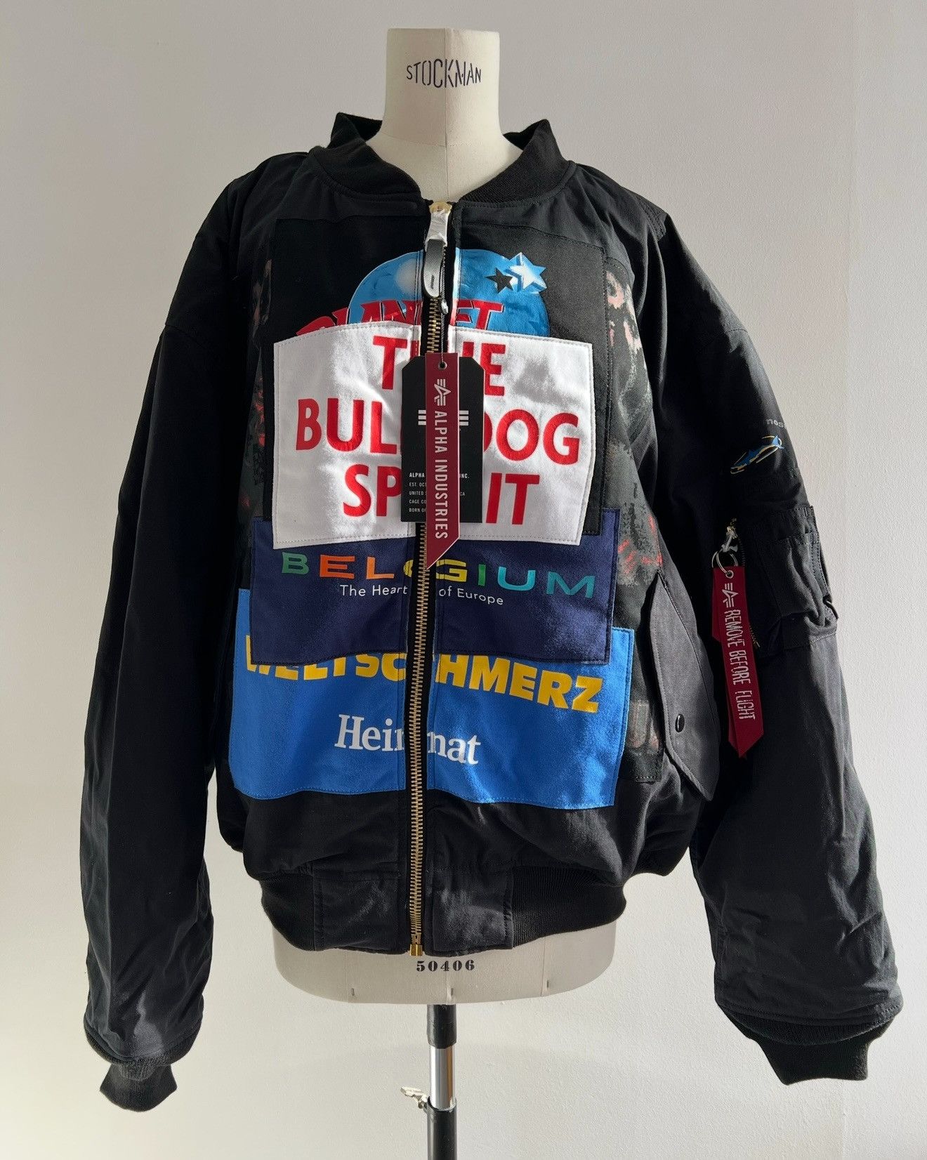 Vetements Vetements x Alpha Industries Bulldog patch bomber Demna Size US S / EU 44-46 / 1 - 1 Thumbnail