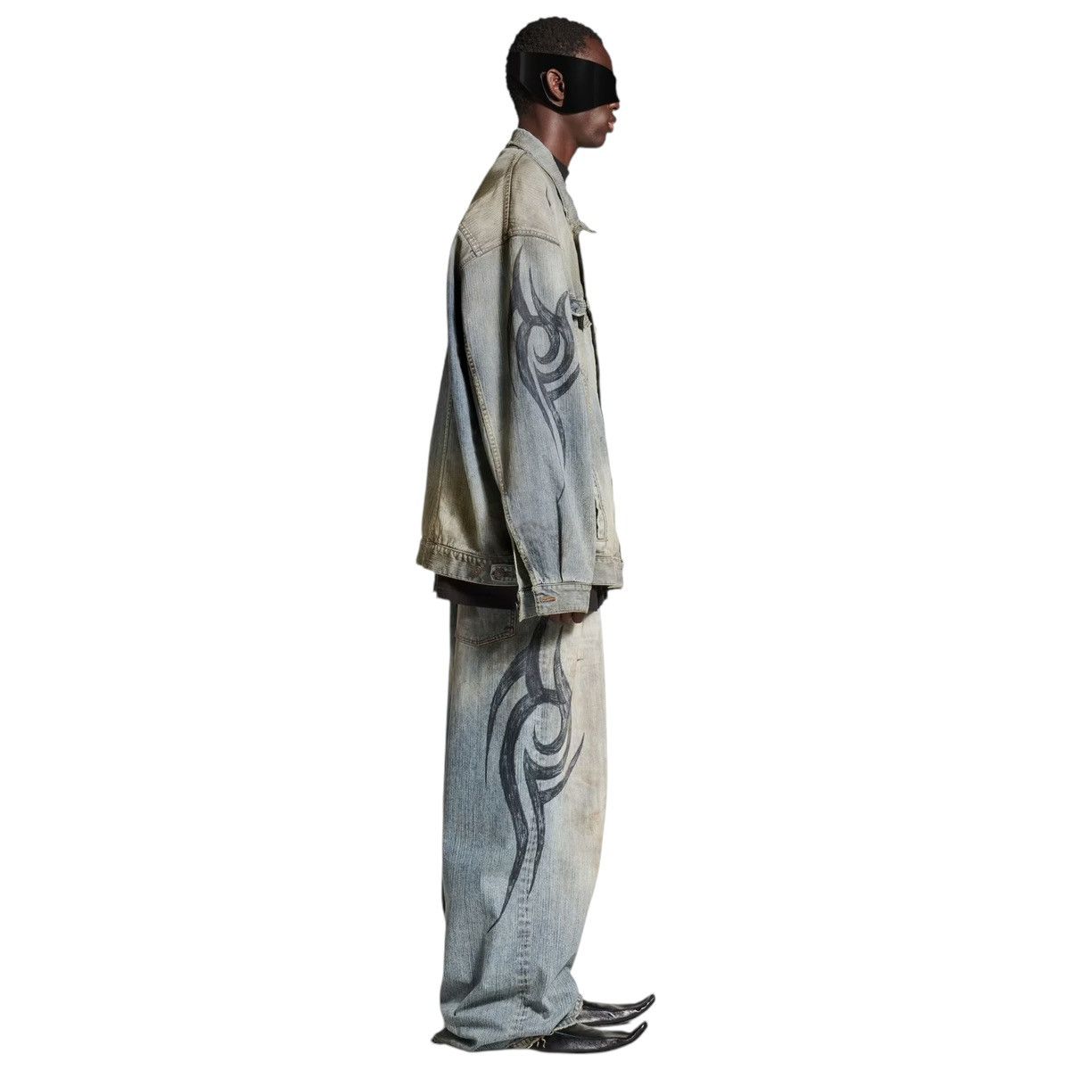 Balenciaga 2024 Y2K Tattoo Tribal Oversized Denim Jacket Size US XL / EU 56 / 4 - 4 Thumbnail