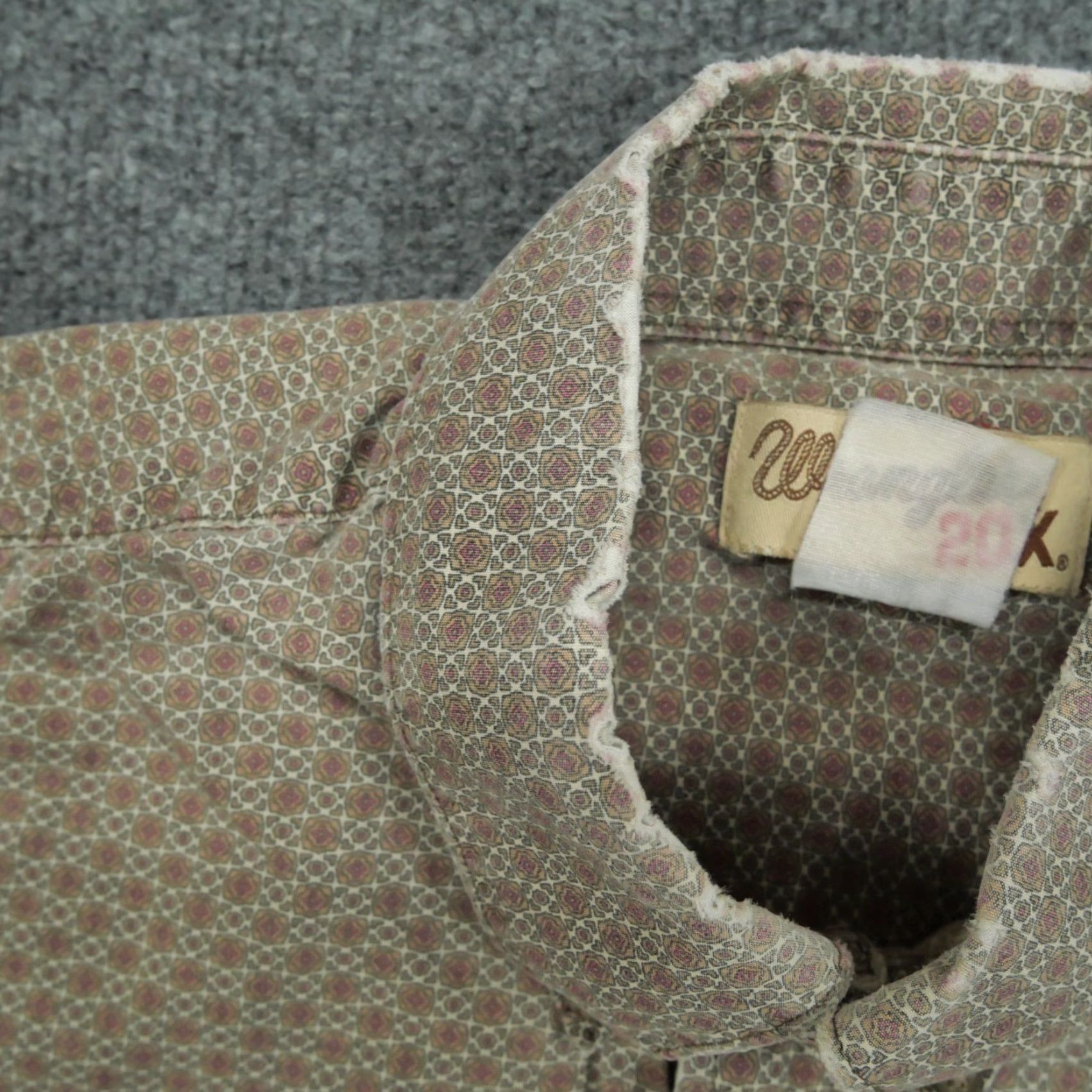 Wrangler VINTAGE Wrangler Shirt Mens 2XL Brown Button Up Geometric Western 90s Size US XXL / EU 58 / 5 - 6 Thumbnail