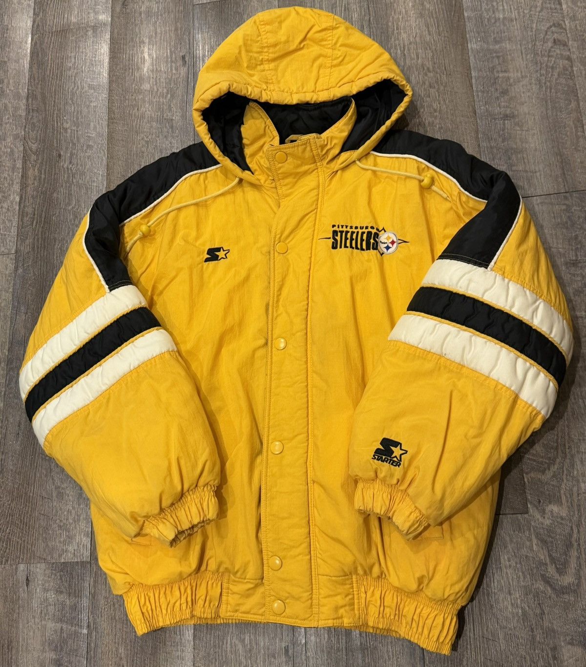 Starter Vintage Pittsburgh Steelers Starter Puffer Jacket Size M Size US M / EU 48-50 / 2 - 1 Thumbnail