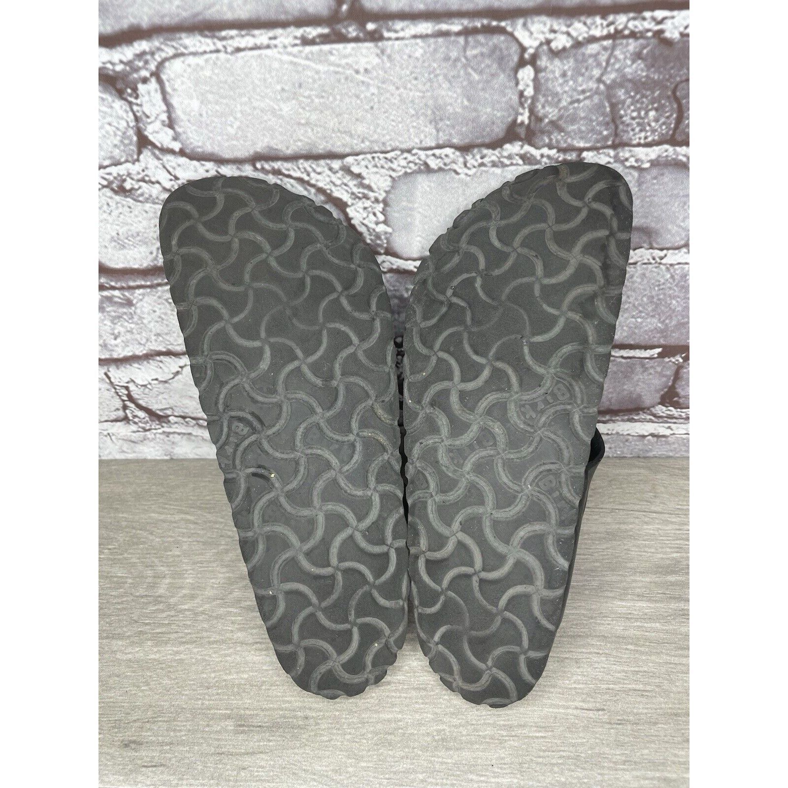 Birkenstock Birkenstock Black Foam Gizeh Strap Lightweight Sandals Women Size US 5.5 / IT 35.5 - 8 Thumbnail