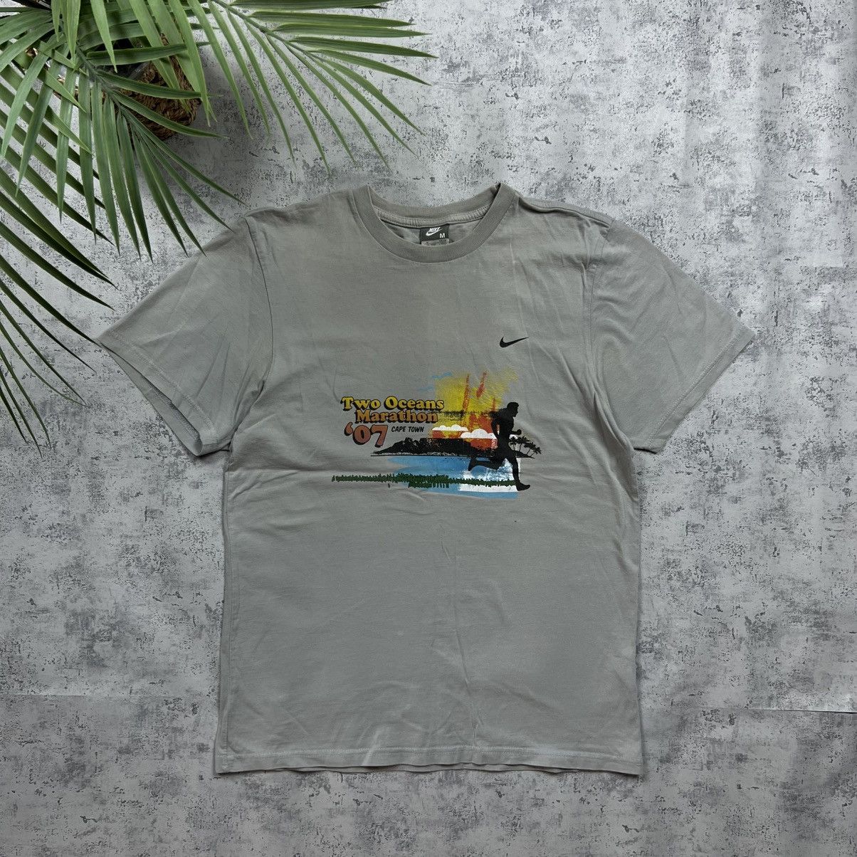 Nike 00s NIKE CAPE TOWN MARATHON VINTAGE Y2K RETRO TEE T-SHIRT Size US M / EU 48-50 / 2 - 1 Thumbnail