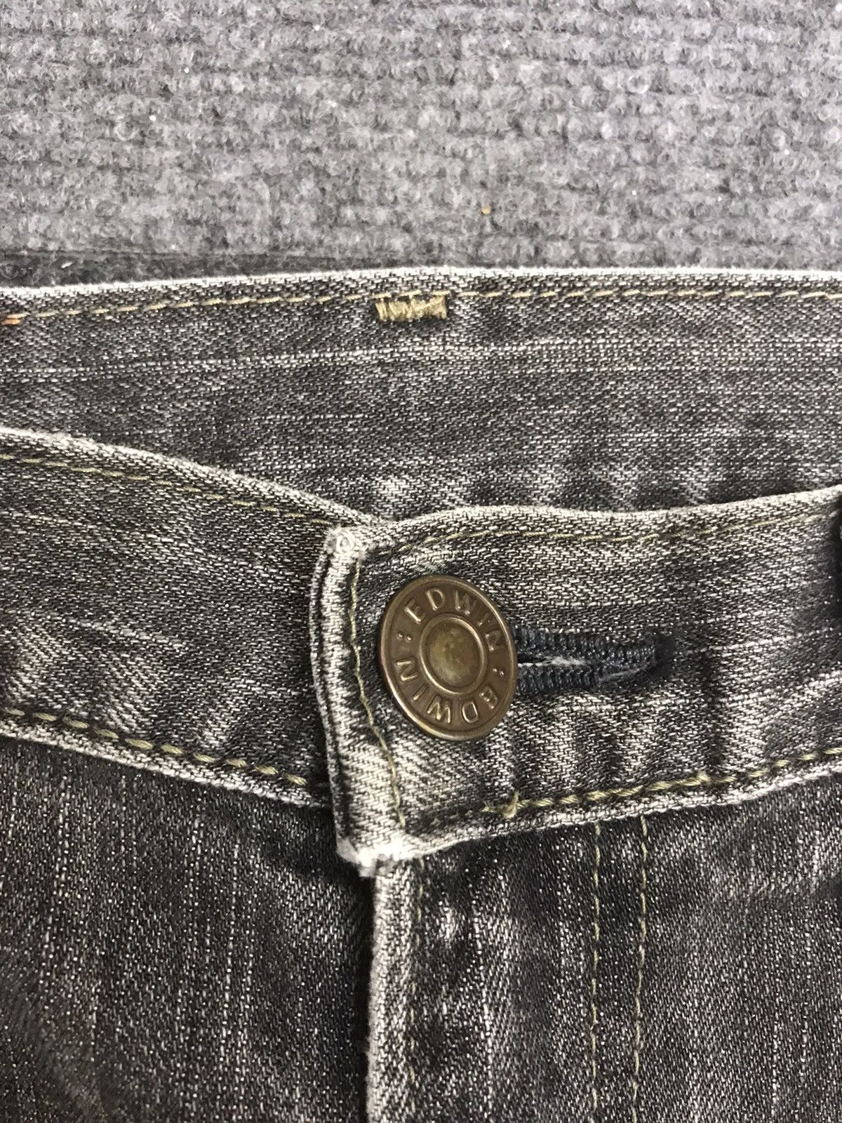 Edwin 💥ARCHIVAL💥EDWIN 503 REGULAR BLACK STONEWASH DENIM F267 Size US 29 - 9 Thumbnail