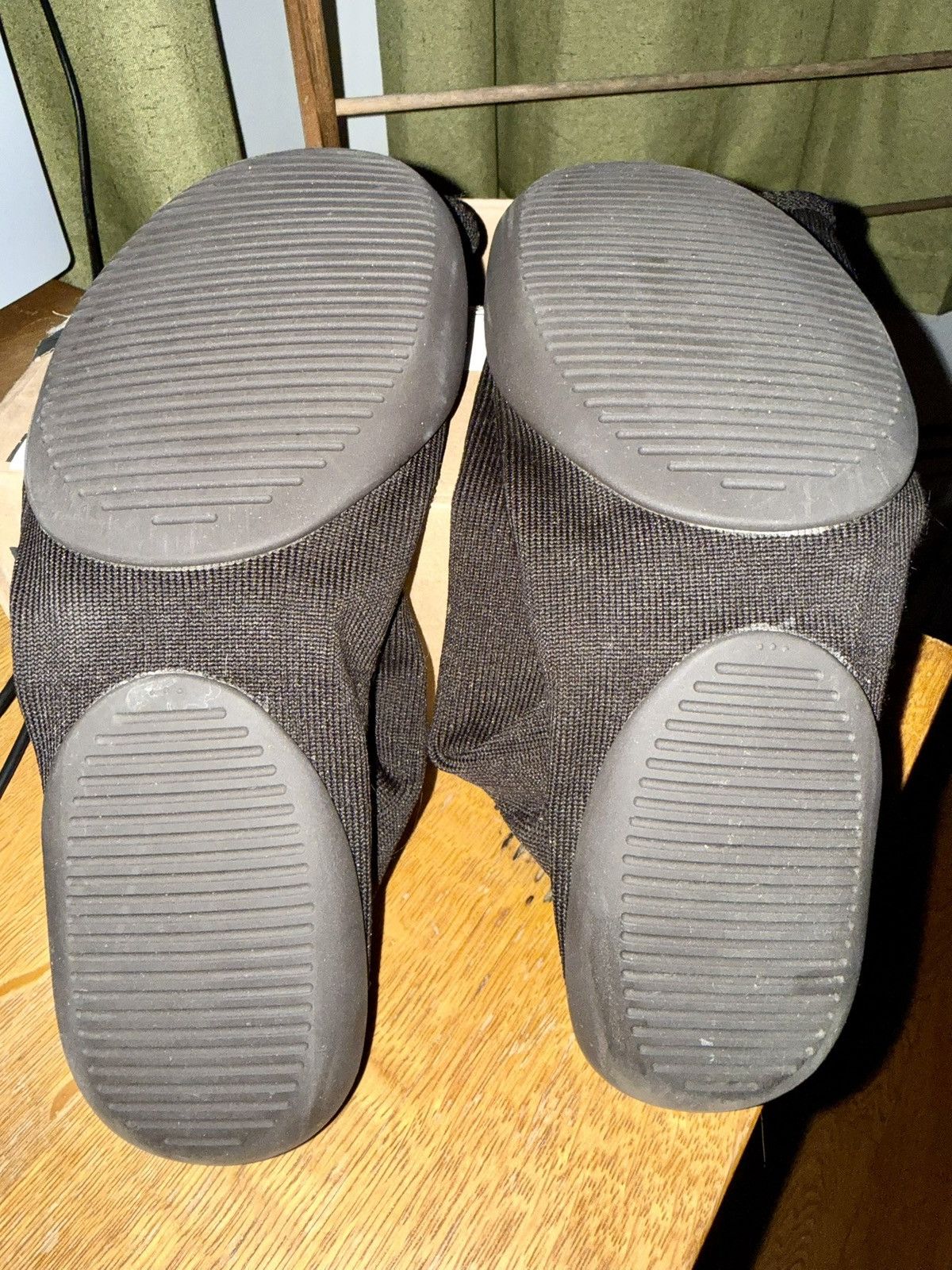 Yeezy Size 3 - YZY Pods (US Mens 11-13) Size US 11 / EU 44 - 1 Thumbnail