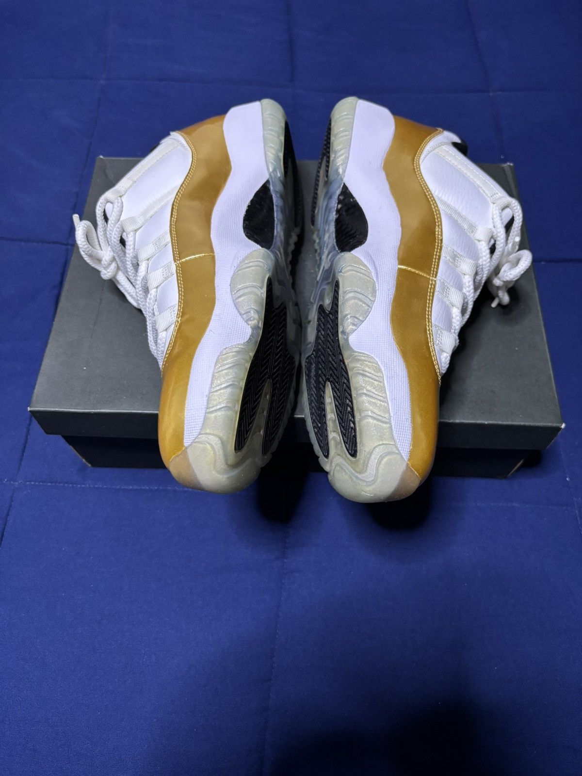 Jordan Brand Jordan 11 Retro Low Closing Ceremony Size 10 Size US 10 / EU 43 - 3 Thumbnail