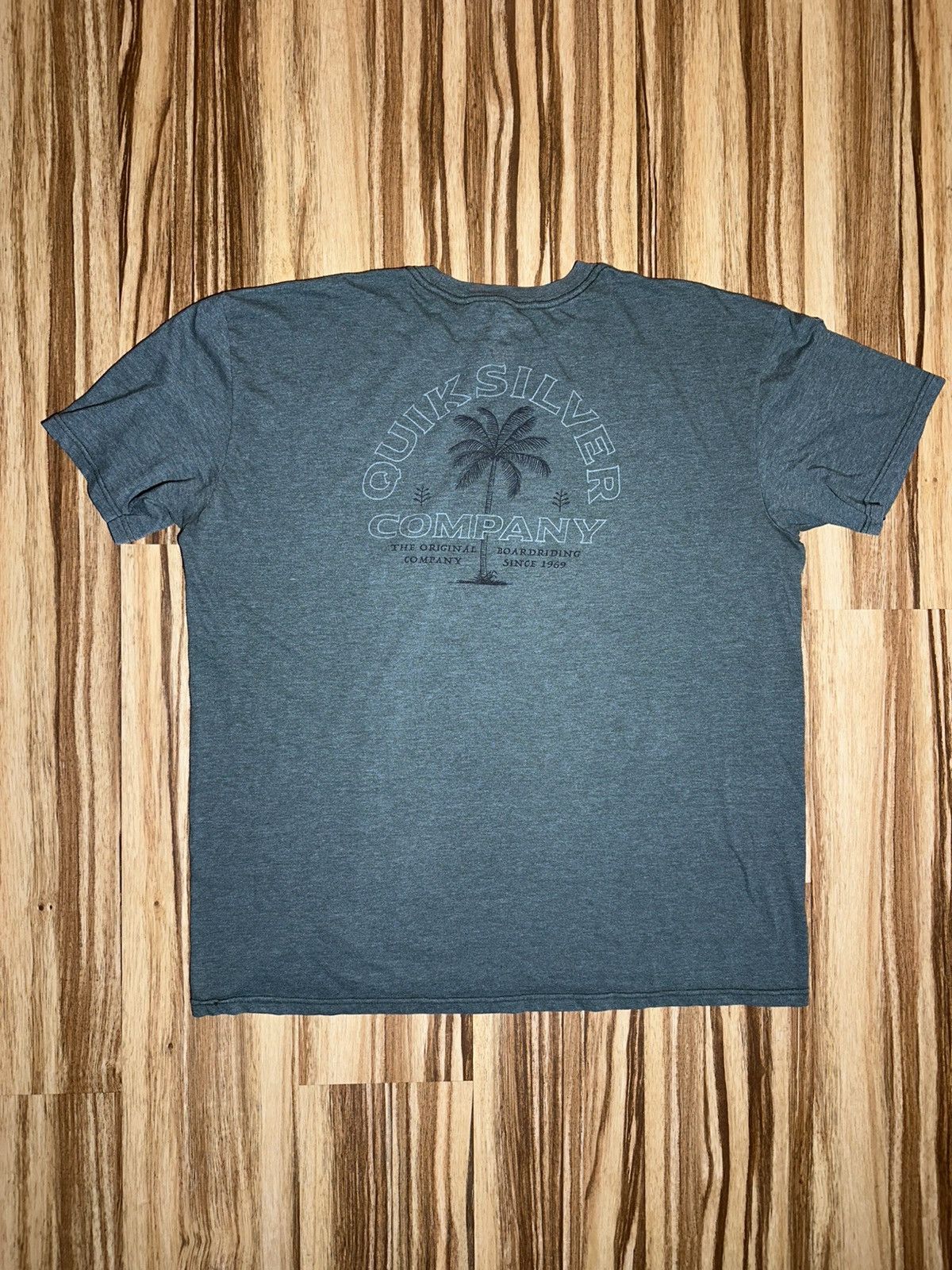Quiksilver Quiksilver Men's Green Graphic Tee Size US XXL / EU 58 / 5 - 1 Thumbnail