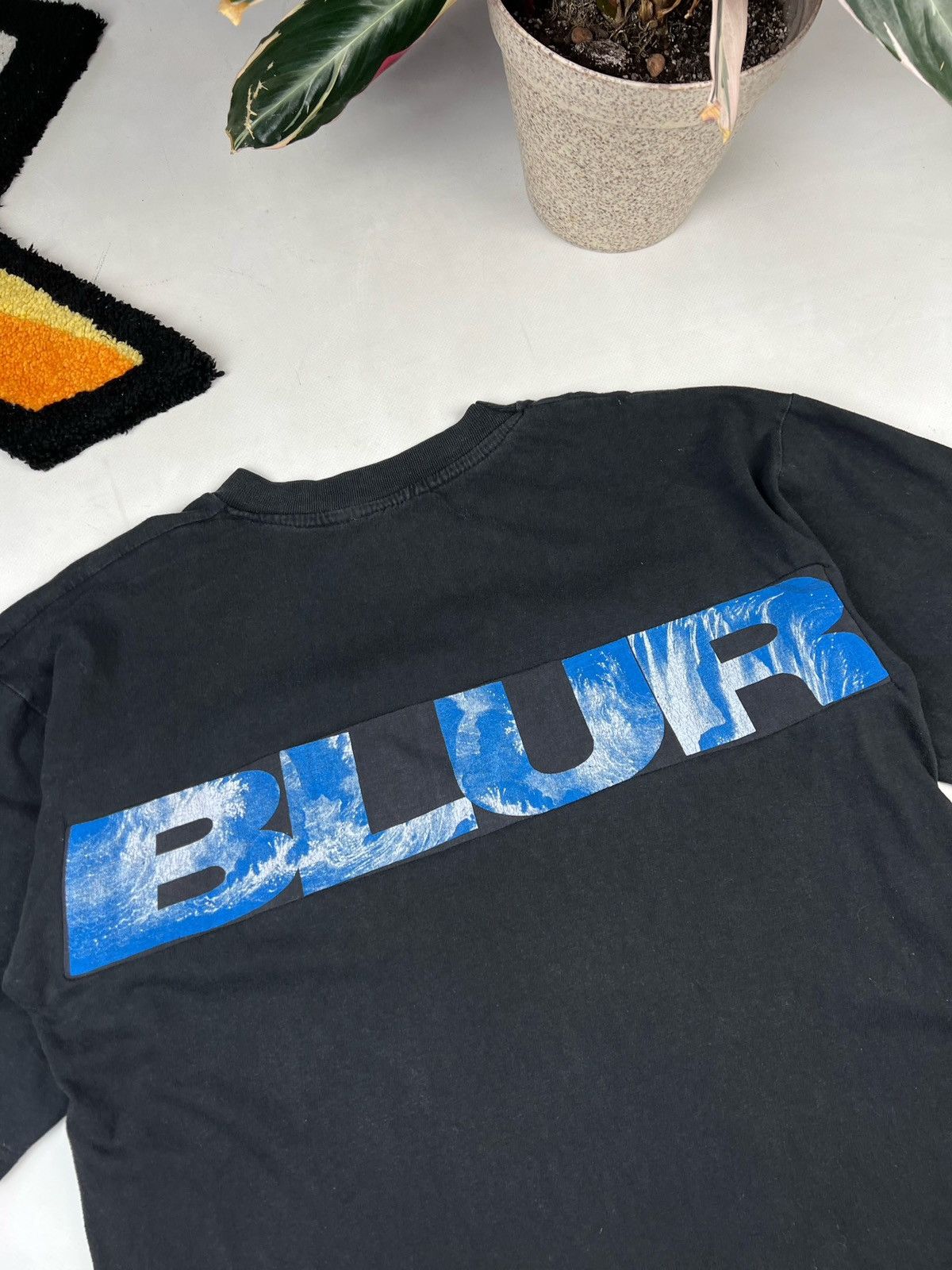 Band Tees Vintage 90s Blur Band T-shirt drugs drink Size US L / EU 52-54 / 3 - 9 Thumbnail