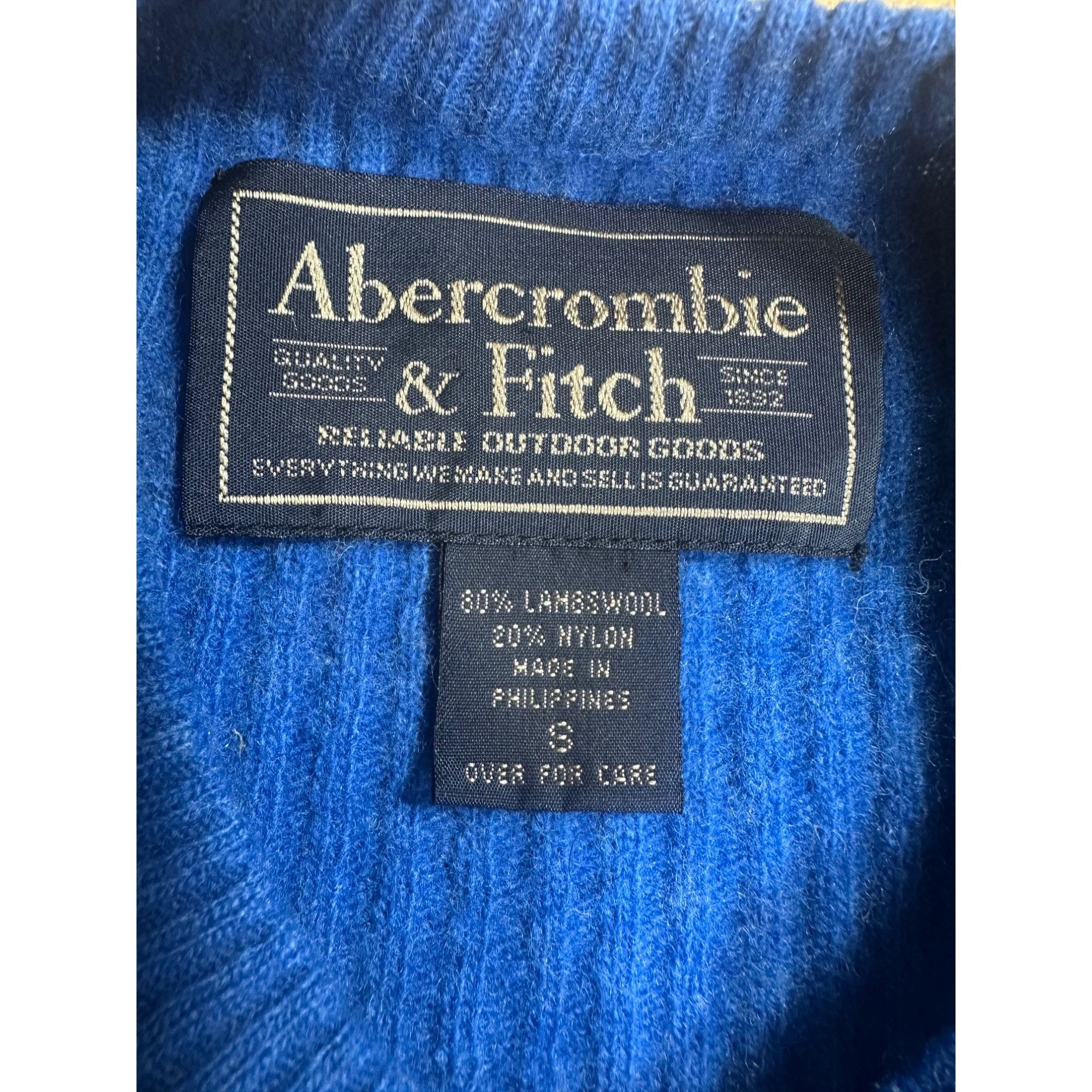 Abercrombie & Fitch Abercrombie & Fitch Ribbed Blue Sweater Size Small Size S / US 4 / IT 40 - 2 Thumbnail