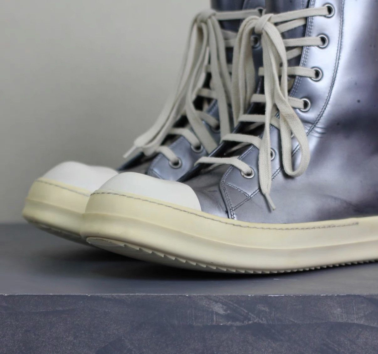 Rick Owens Rick Owens Mirror Metallic Leather High-Top Sneakers Size US 7 / EU 40 - 2 Thumbnail
