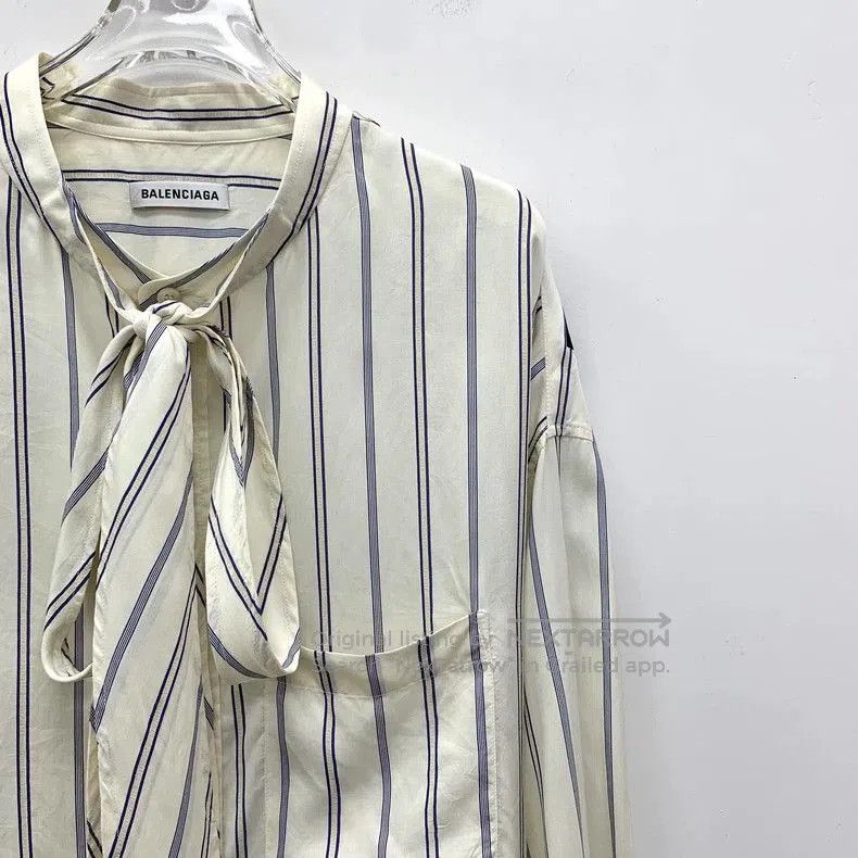Balenciaga Balenciaga White Stripe Silk Bow Shirt. Size US S / EU 44-46 / 1 - 3 Thumbnail