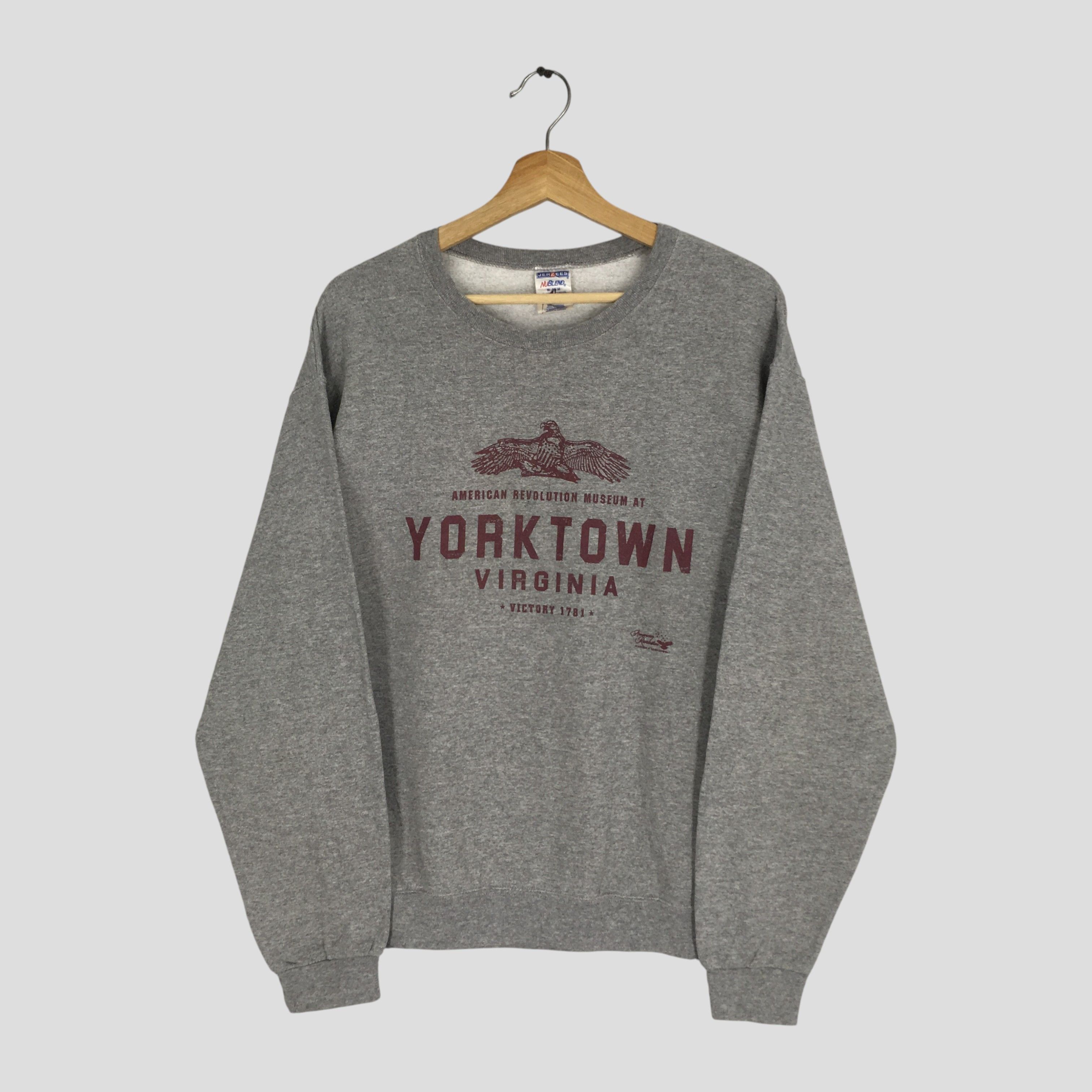 Jerzees vintage sweatshirt gray yorktown virginia - 360 Size US M / EU 48-50 / 2 - 1 Thumbnail
