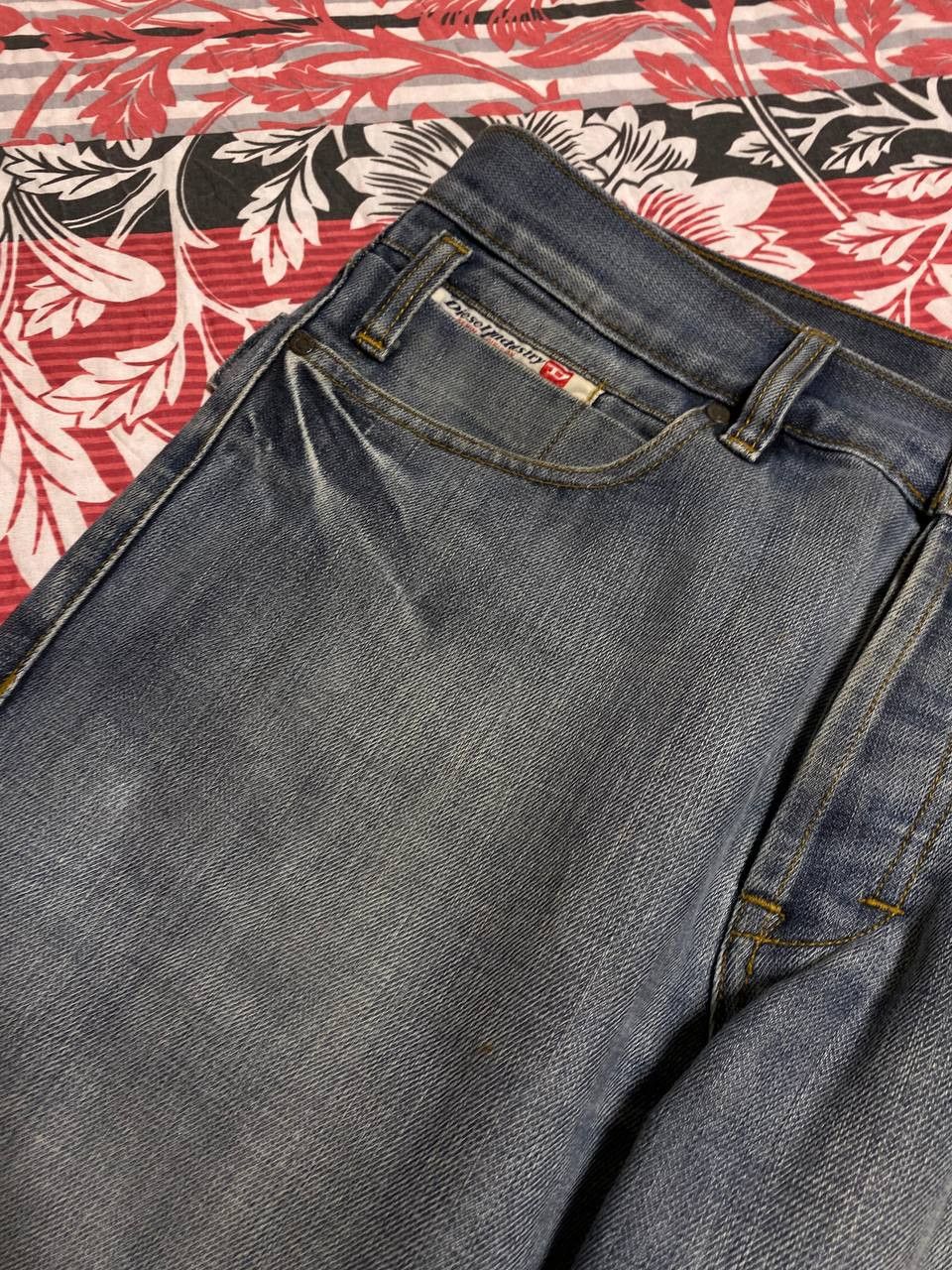 Diesel × Vintage Crazy Vintage Diesel Industries Baggy Denim Jeans Y2K Size US 34 / EU 50 - 6 Thumbnail