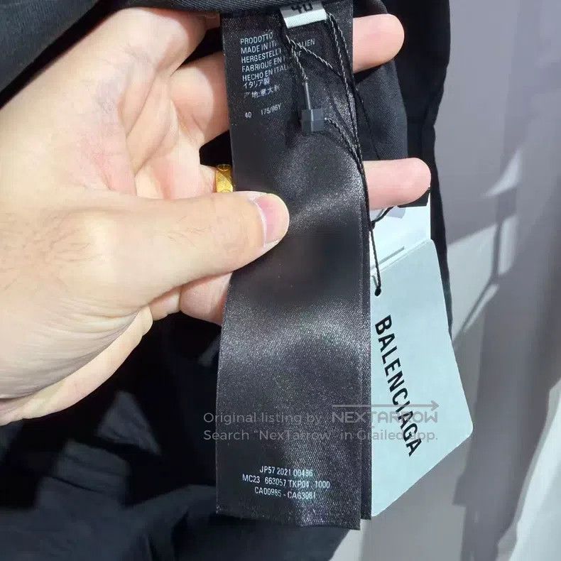 Balenciaga Balenciaga Game Badge Glow in the Dark Embroidered Short S Size S / US 4 / IT 40 - 3 Thumbnail