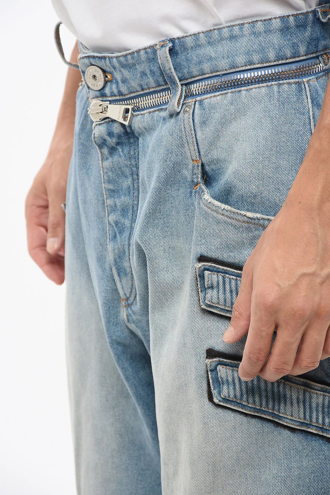 Balmain og1mm0326 Loose-Fit Jeans in Blue Size US 30 / EU 46 - 3 Thumbnail