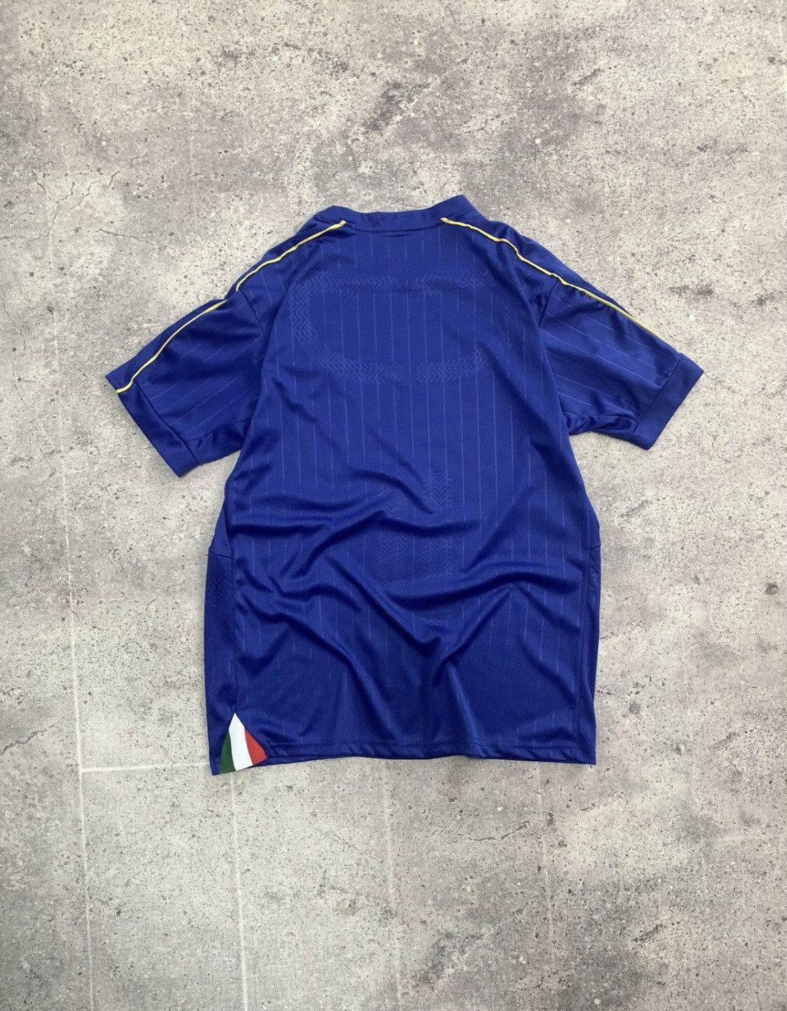 Vintage Vintage Puma Italia Home Football Shirt Soccer Jersey Size US M / EU 48-50 / 2 - 10 Thumbnail