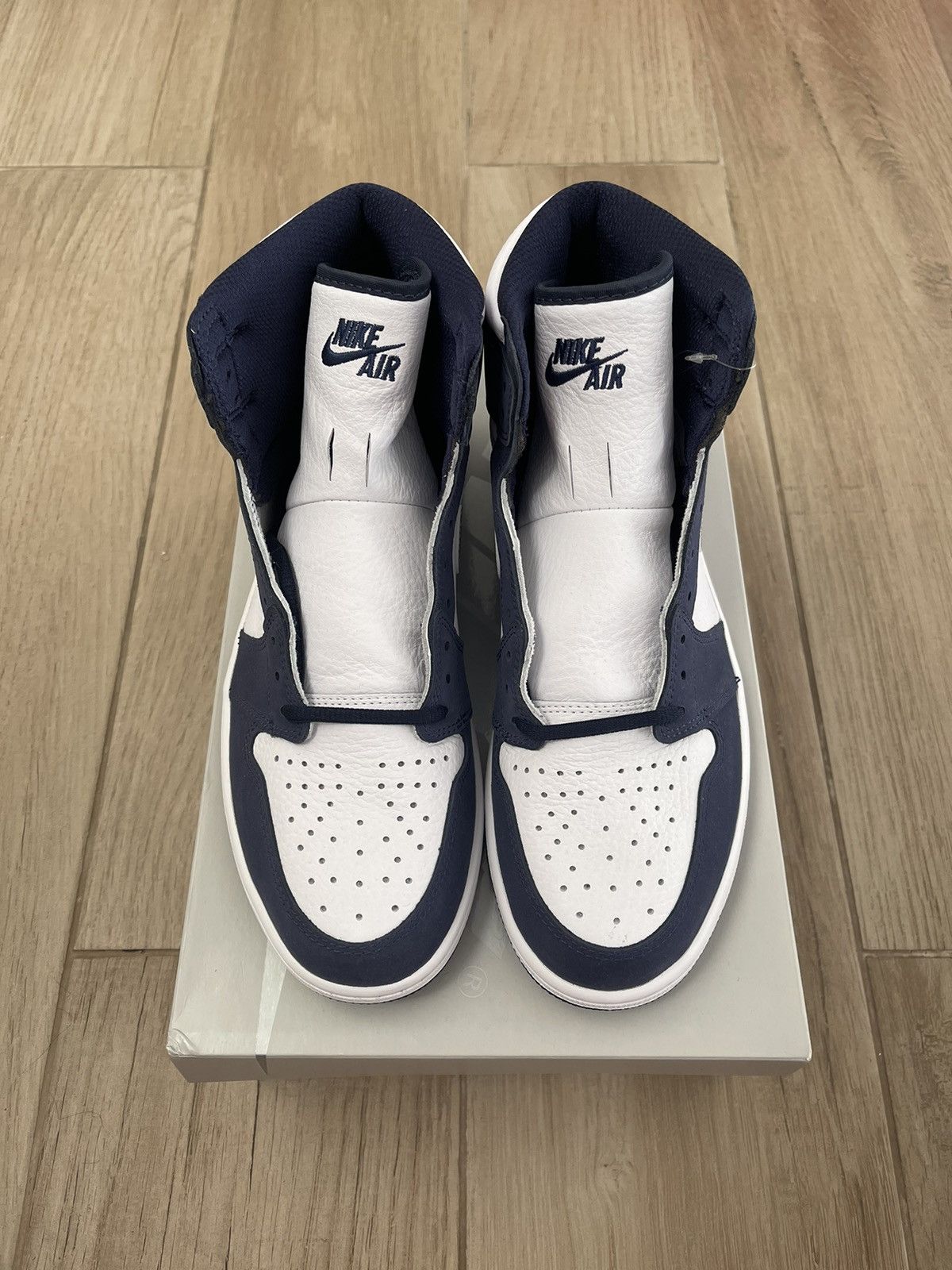 Jordan Brand Jordan 1 Retro High CO.JP Midnight Navy 2020 Size US 10.5 / EU 43-44 - 2 Thumbnail