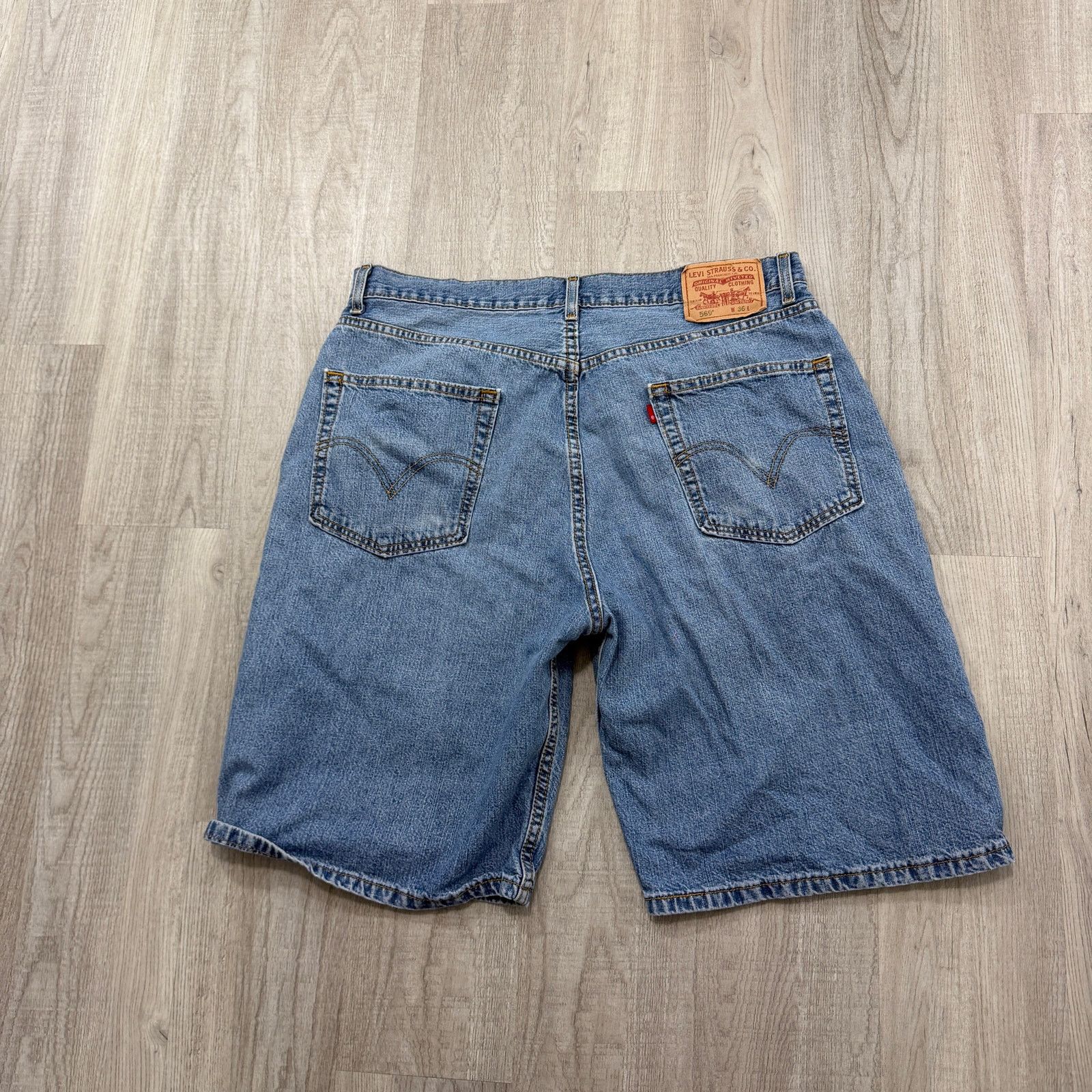 Levi's Vintage Levis 569 Jean Shorts Men's 36 Blue 10" Inseam Denim Size US 36 / EU 52 - 6 Thumbnail