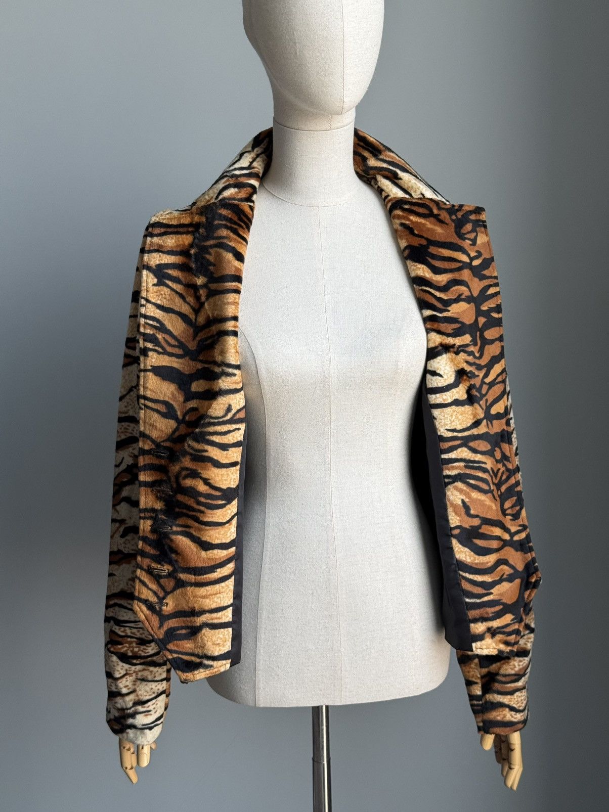 Dolce & Gabbana Dolce & Gabbana Leopard Tiger Jacket Archive Blazer Size M / US 6-8 / IT 42-44 - 12 Thumbnail