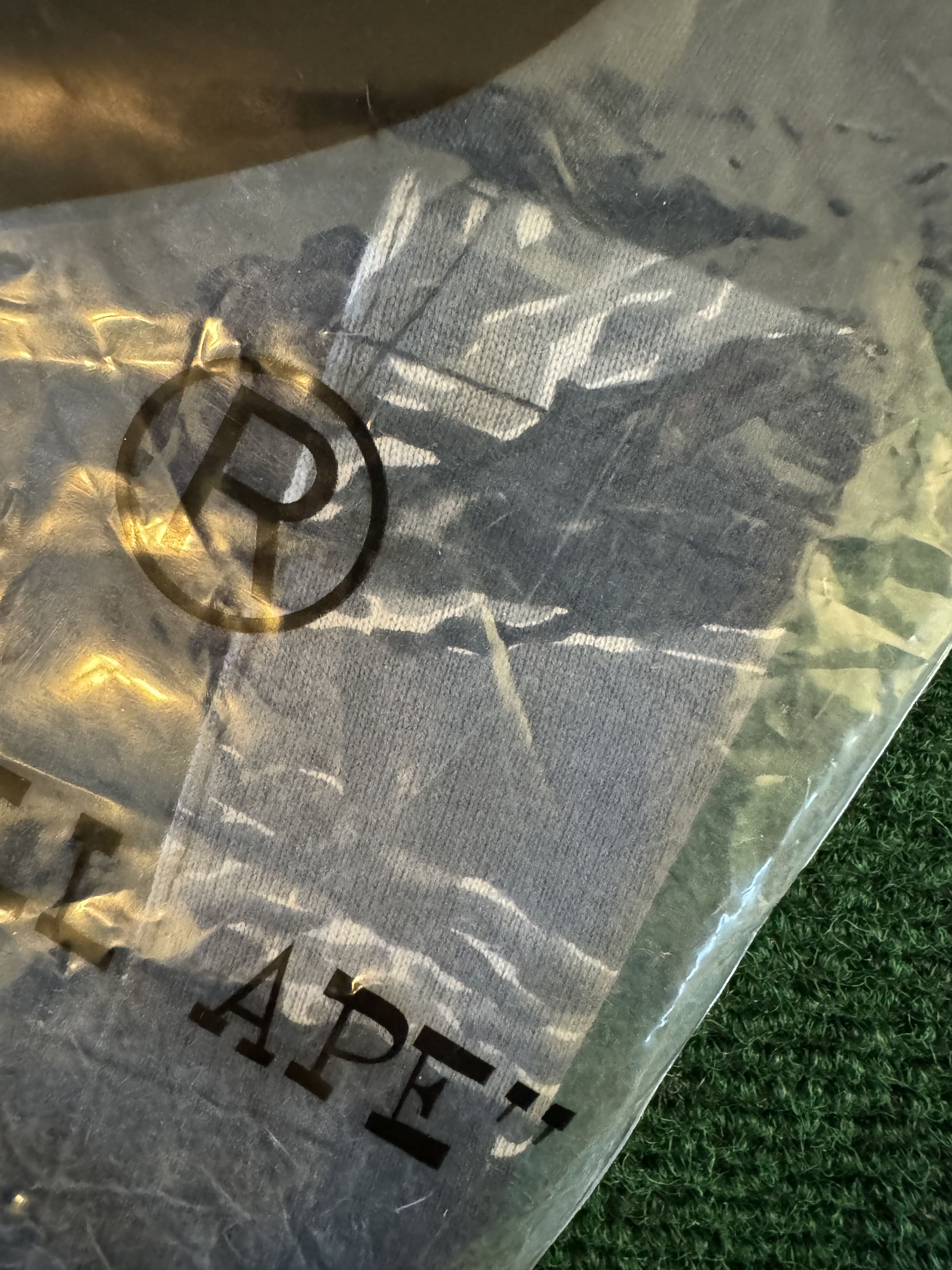 Bape Bape A BATHING APE Tiger Camo Pocket Tee “Grey” Size US XL / EU 56 / 4 - 4 Thumbnail
