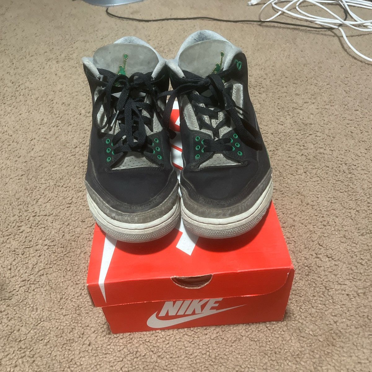 Nike Air Jordan 3 Pine Green Size US 9 / EU 42 - 3 Thumbnail