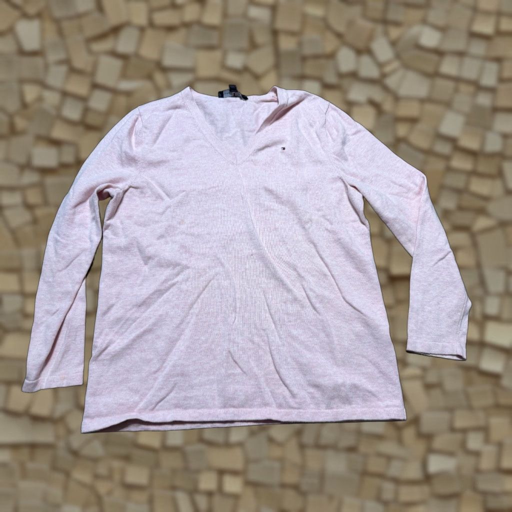 Tommy Hilfiger Tommy Hilfiger Shirt Women's Size XL Pink Long Sleeve V-neck Size XL / US 12-14 / IT 48-50 - 1 Thumbnail
