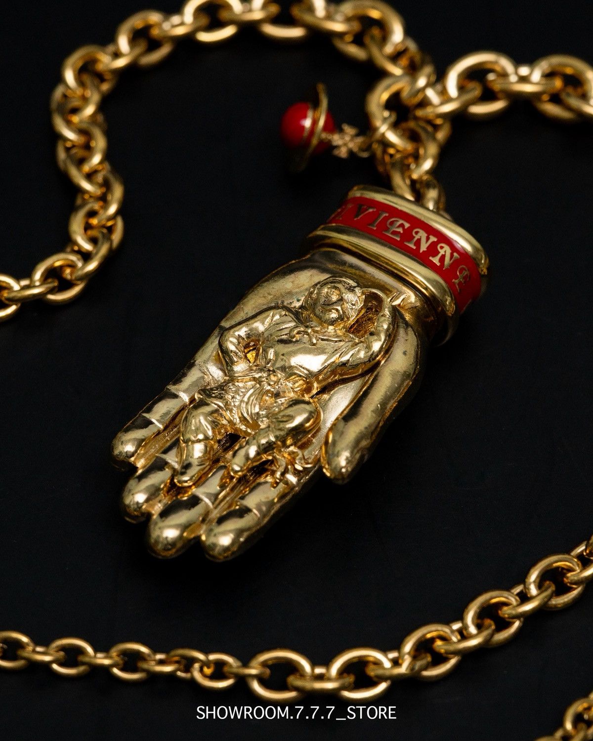 Vivienne Westwood Vivienne Westwood Monkey Pendant Necklace Size ONE SIZE - 1 Thumbnail