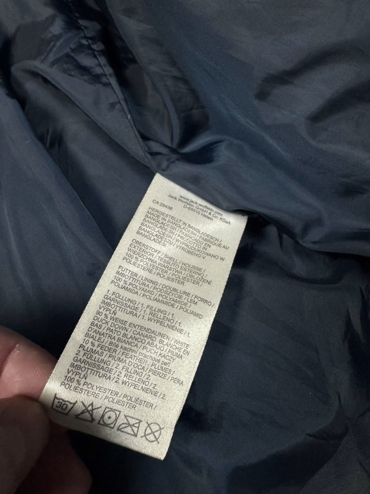 Jack Wolfskin Jack Wolfskin Down Jacket Puffer Vintage parka size XL Size US XL / EU 56 / 4 - 9 Thumbnail
