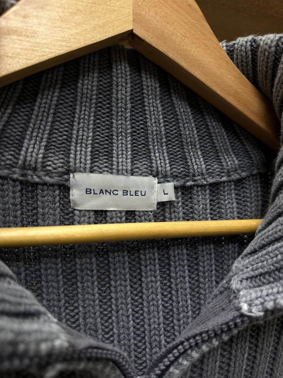 Vintage Vintage Avant Garde Gray Ribbed Knit Zip Sweater Size US L / EU 52-54 / 3 - 9 Thumbnail
