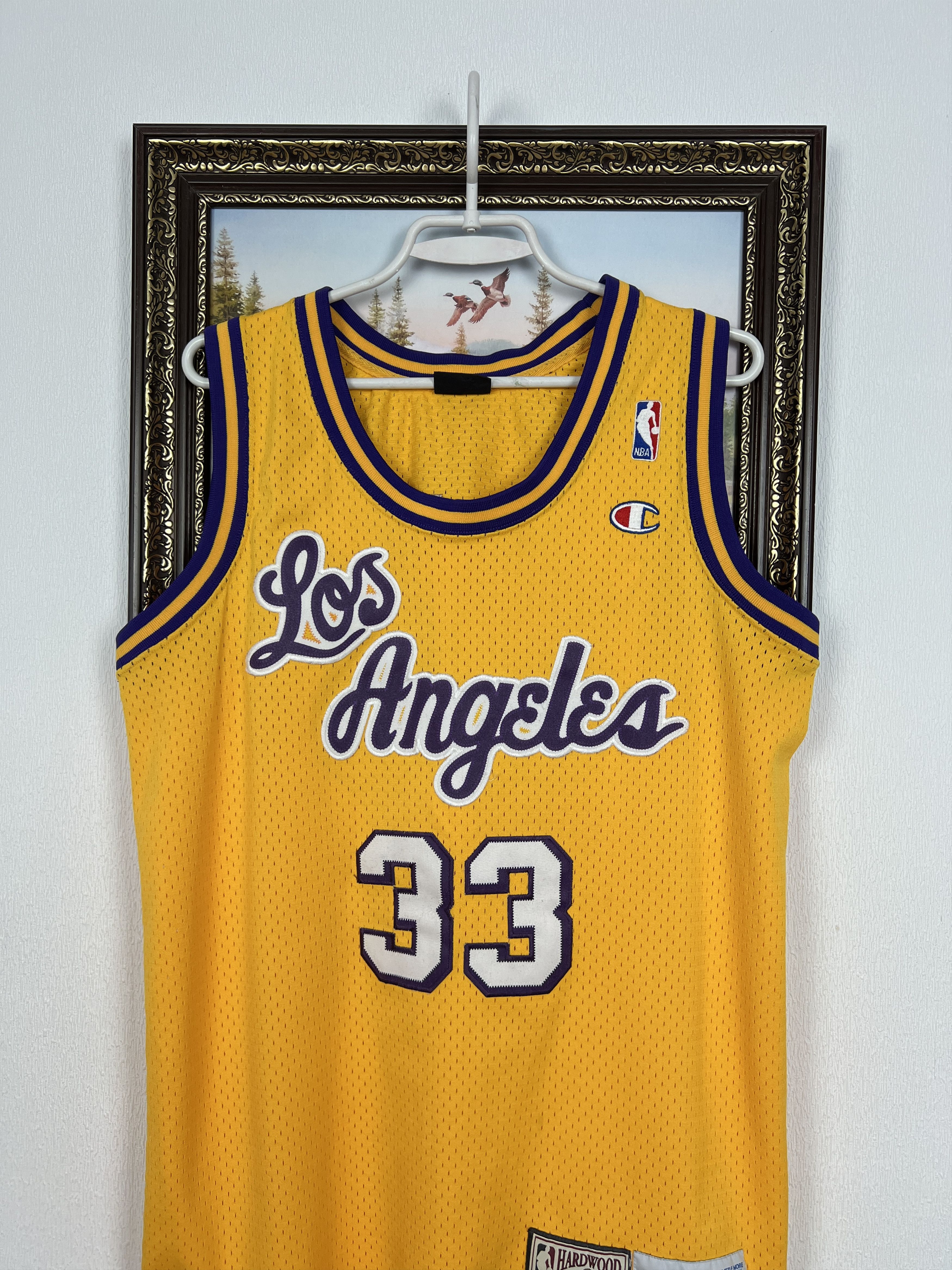 Champion Champion Europe KAREEM ABDUL-JABBAR Lakers Jersey Size US M / EU 48-50 / 2 - 2 Thumbnail