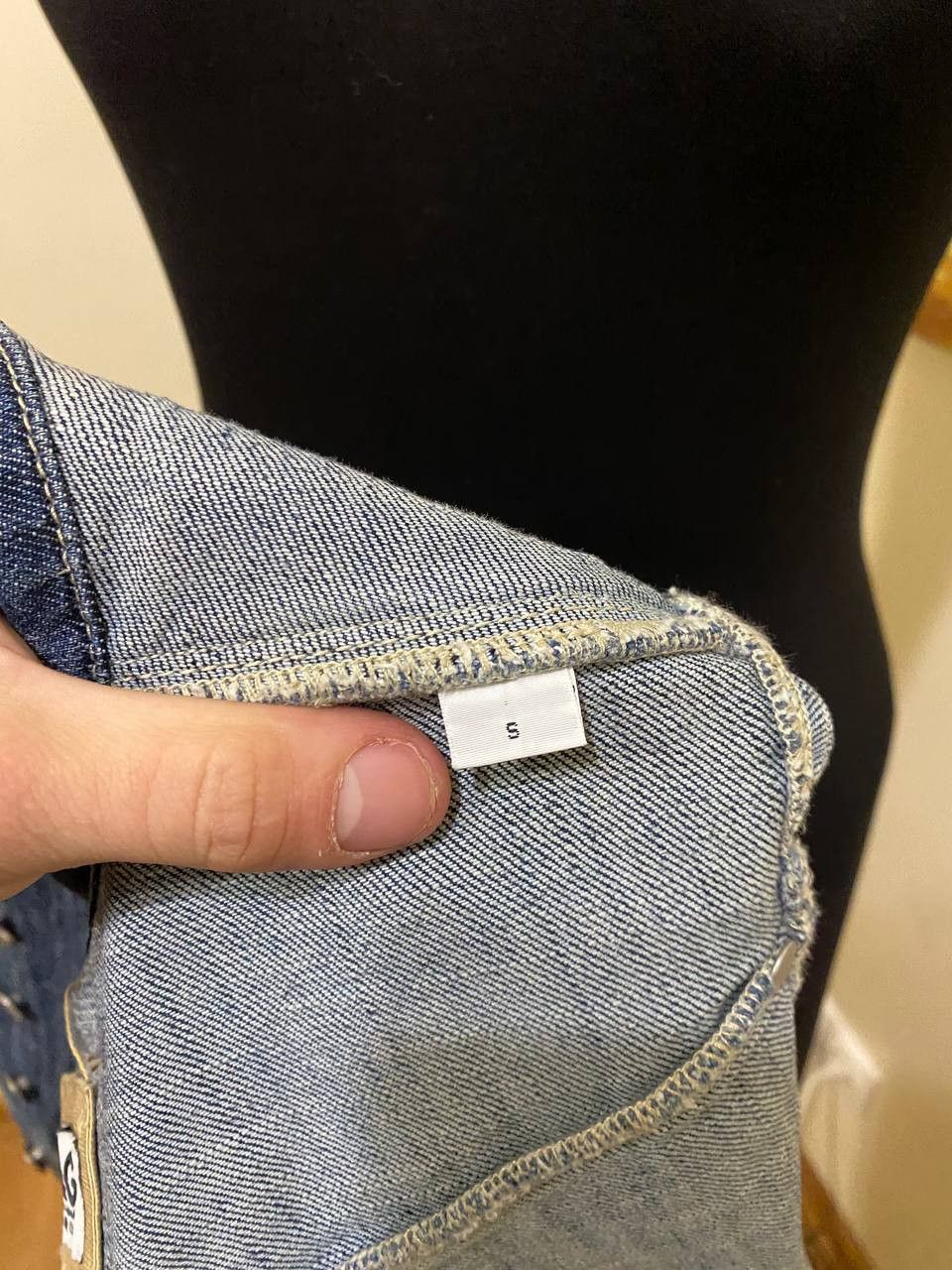 Dolce & Gabbana f vintage D&G Dolce & Gabbana Junior distressed denim jeans Size S / US 4 / IT 40 - 8 Thumbnail