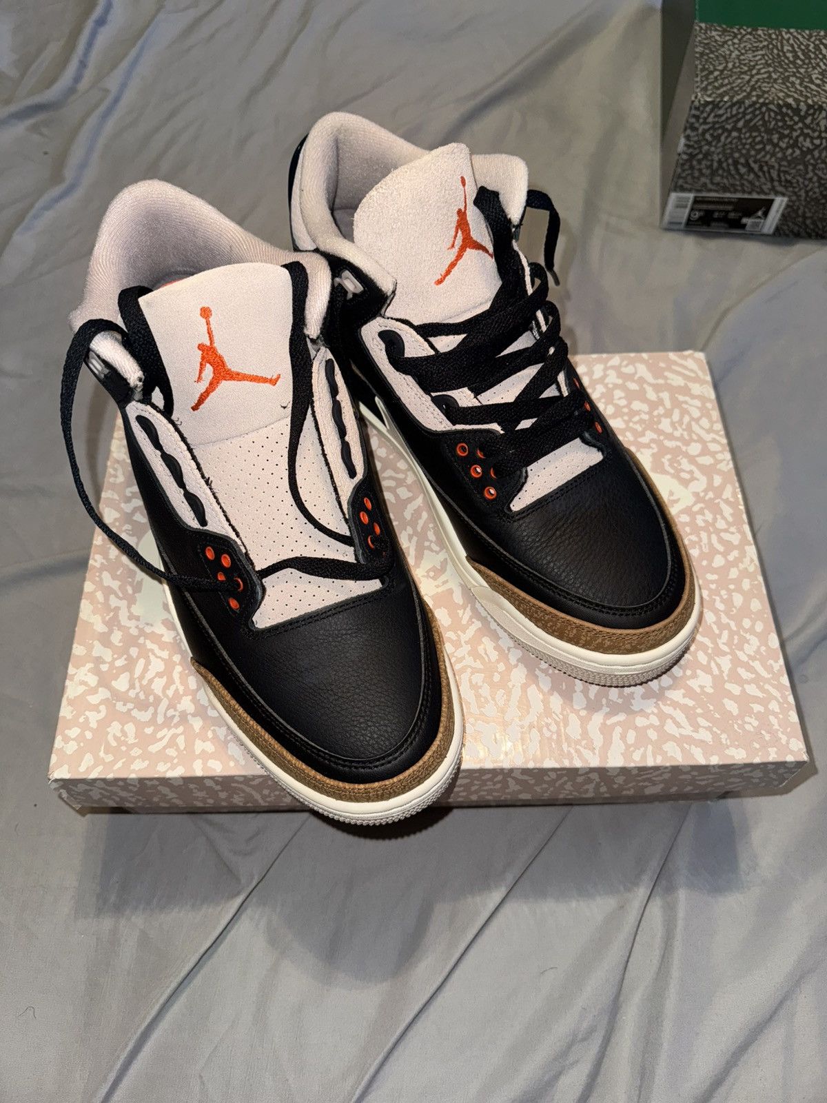 Jordan Brand Jordan 3 Retro Desert Elephant Size US 9.5 / EU 42-43 - 1 Thumbnail
