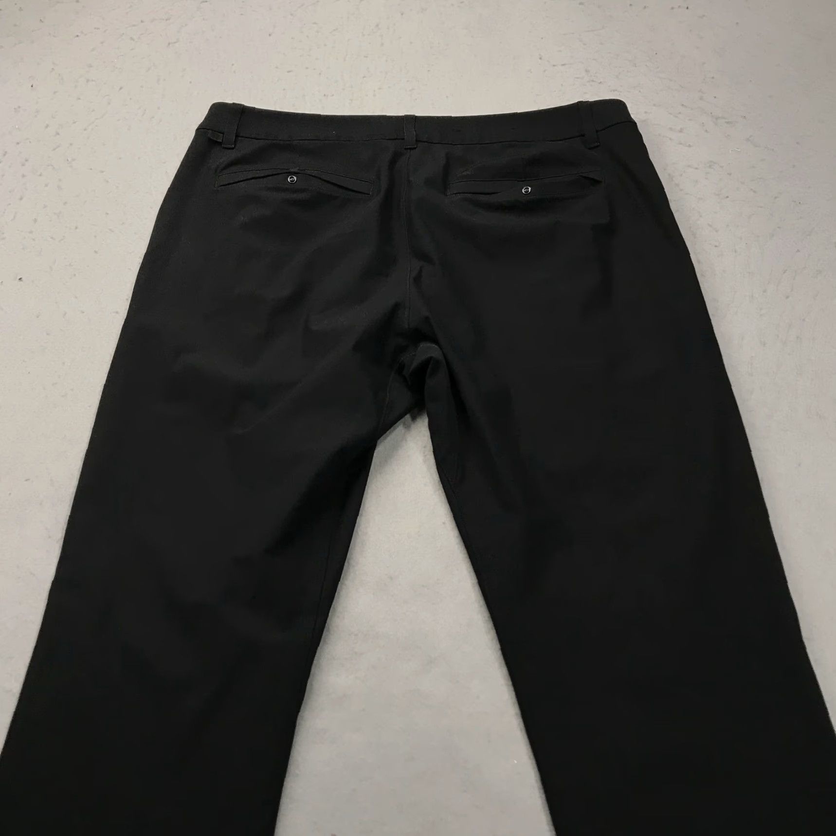 Lululemon Lululemon Pants Mens 36x30 Black Warpstreme Slim Casual Chino Button Preppy ABC Size US 36 / EU 52 - 6 Thumbnail