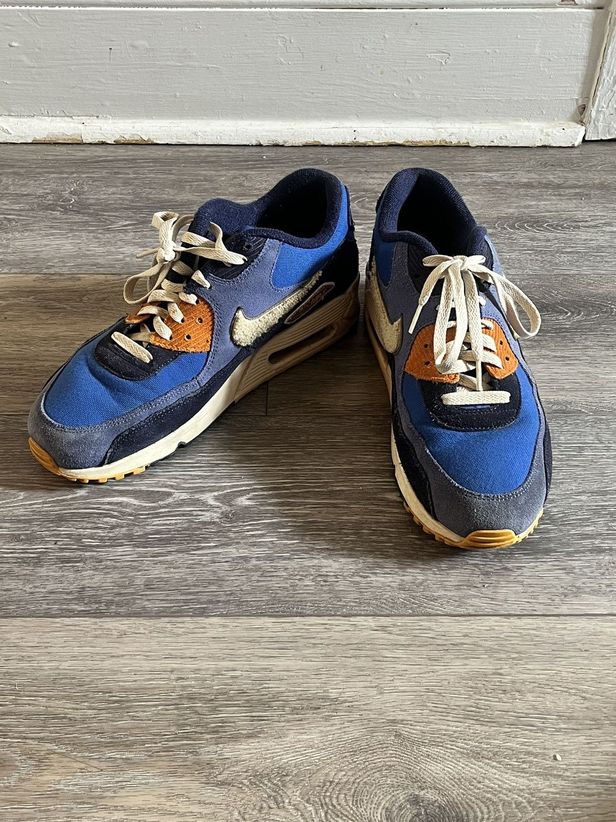 Jordan Brand × Nike Air Max 90 Size US 11 / EU 44 - 1 Thumbnail