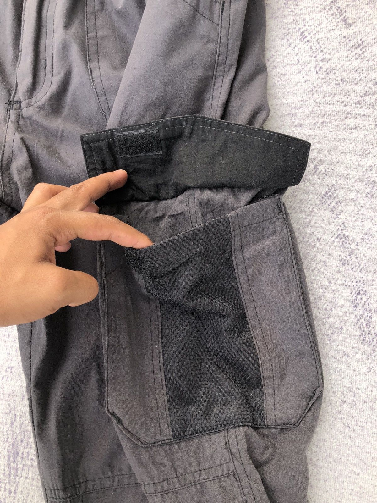 Japanese Brand Vintage Outdoor Cargo 6 Pocket Stretchble Waist Size US 26 / EU 42 - 9 Thumbnail