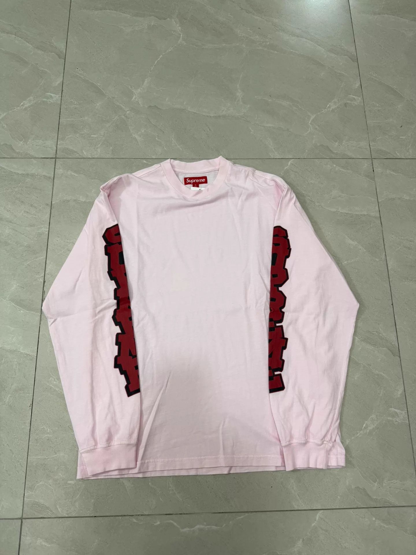 Supreme Supreme SS26 WEEK1 Cracked Sleeve L/S Washed Pink M Size US M / EU 48-50 / 2 - 1 Thumbnail