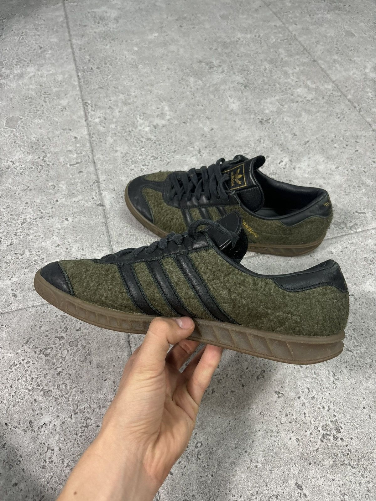 Adidas × Japanese Brand × Vintage 2000s Vintage Adidas Hamburg Aestethic Khaki Low Trainers Size US 9 / EU 42 - 4 Thumbnail