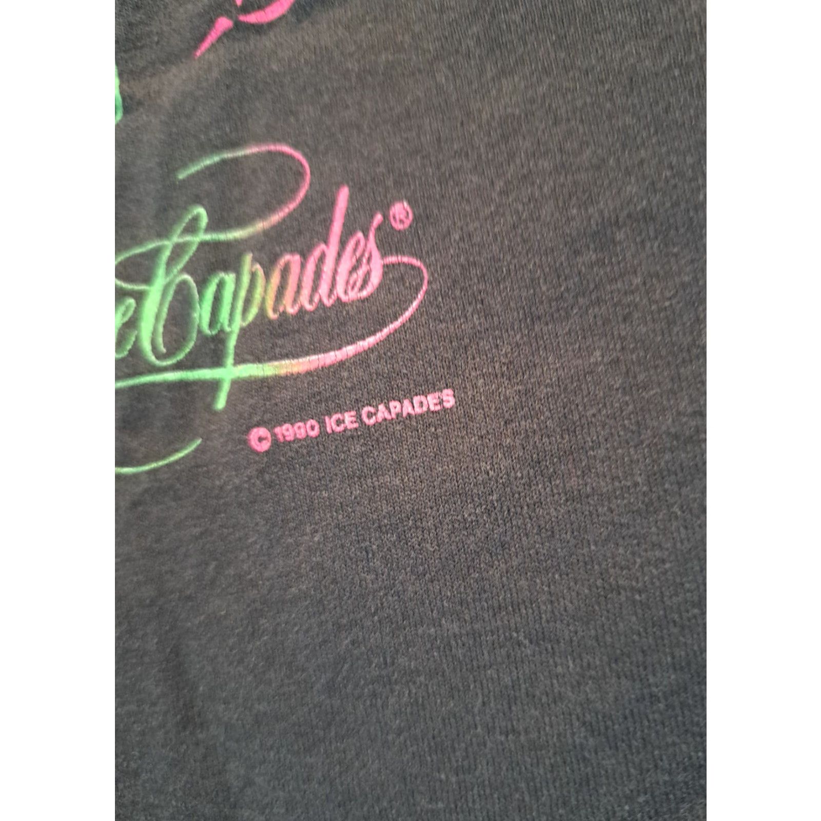 Vintage Screen Stars Ice Capades T-Shirt Woman M Black Crew Neck Short Sleeve 100% Cotton Canvas Basic Vintage? (No) 1990s Theme Ice Skating Size M / US 6-8 / IT 42-44 - 4 Thumbnail