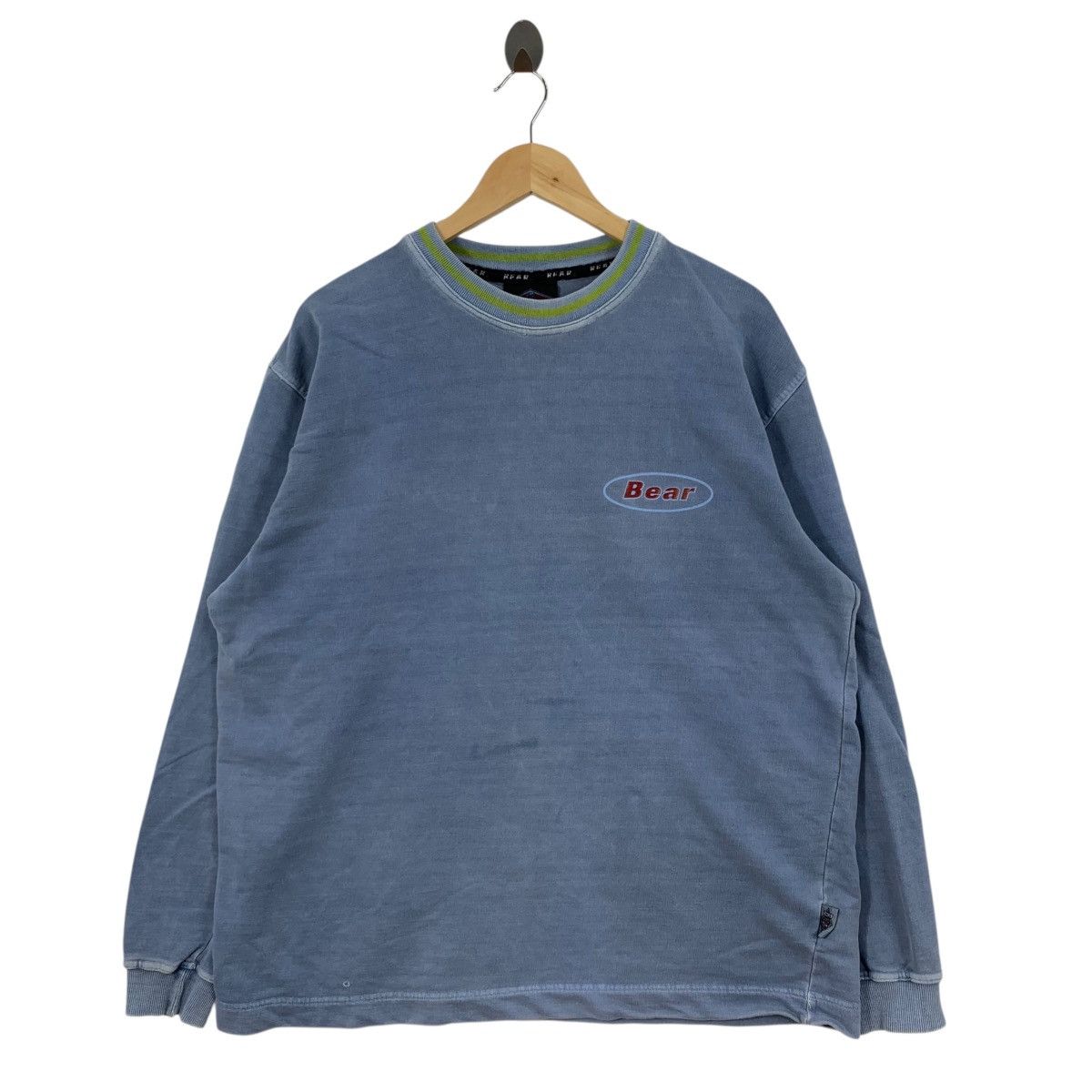 Vintage Vintage 90s BEAR USA Surf Surfboard Back Hit Tshirt Size US L / EU 52-54 / 3 - 2 Thumbnail