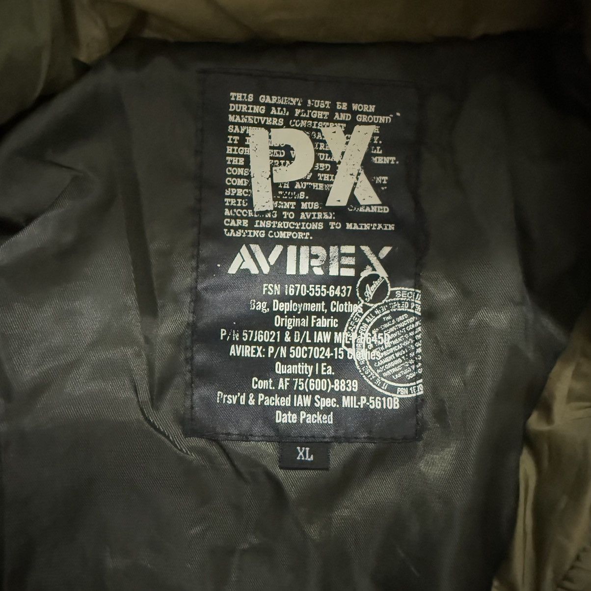Avirex Vintage Avirex Quilted Jacket Sunfaded Size US L / EU 52-54 / 3 - 7 Thumbnail