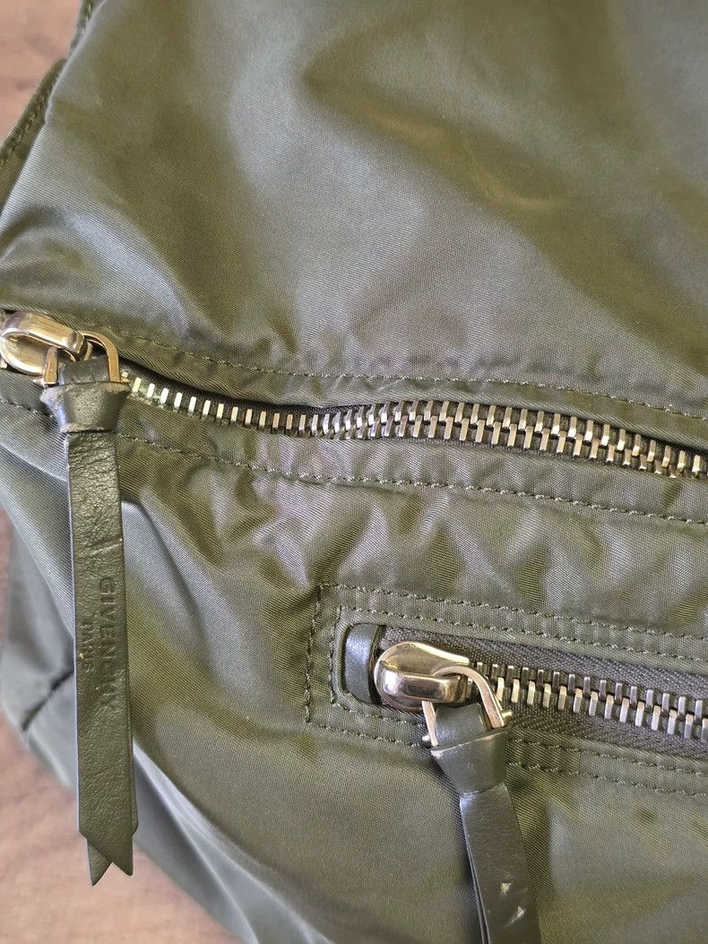 Givenchy Givenchy Military Green Messenger Bag Size ONE SIZE - 3 Thumbnail