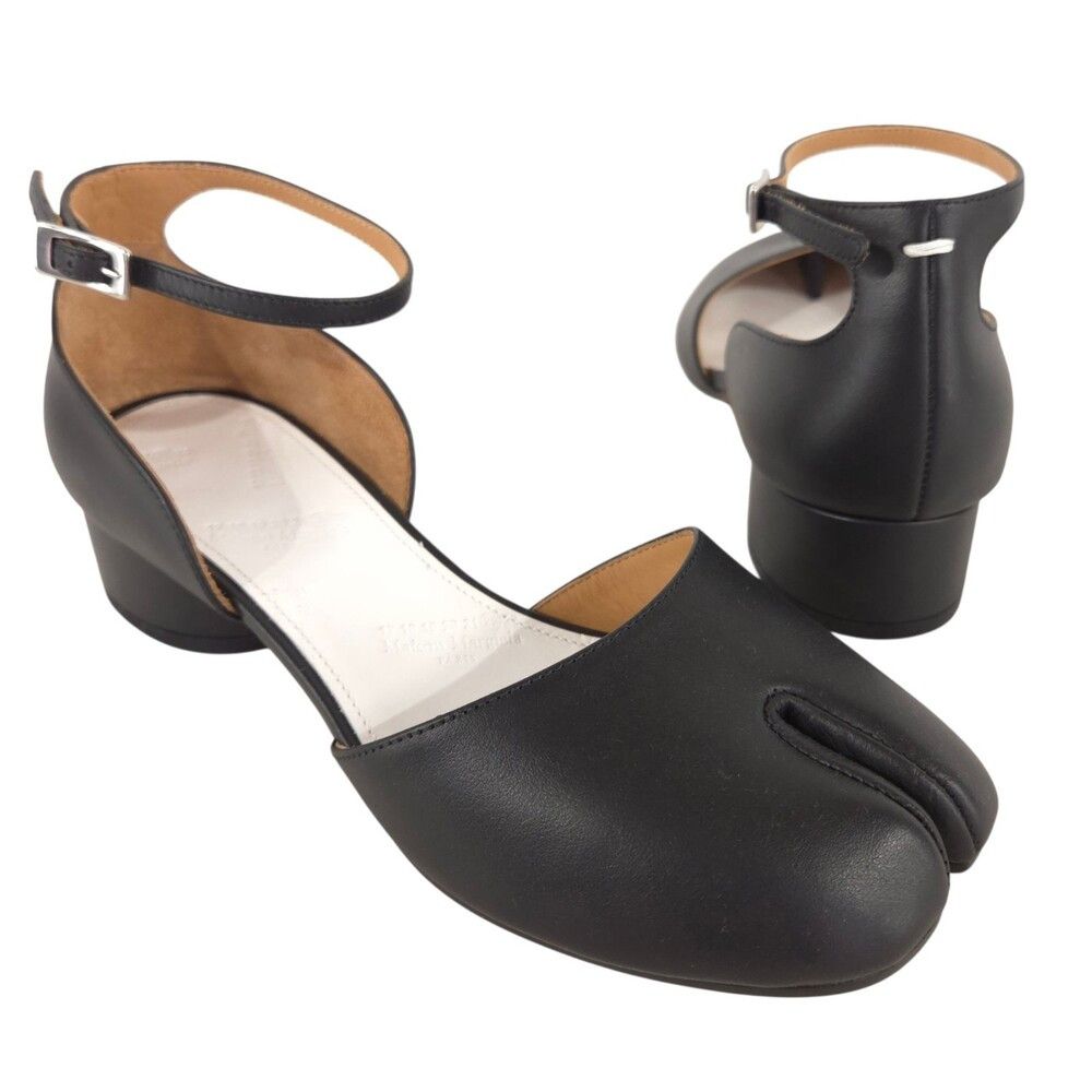 Maison Margiela Maison Margiela Tabi Pumps US 6 EU 36 Womens Black Leather Size US 6 / IT 36 - 1 Thumbnail