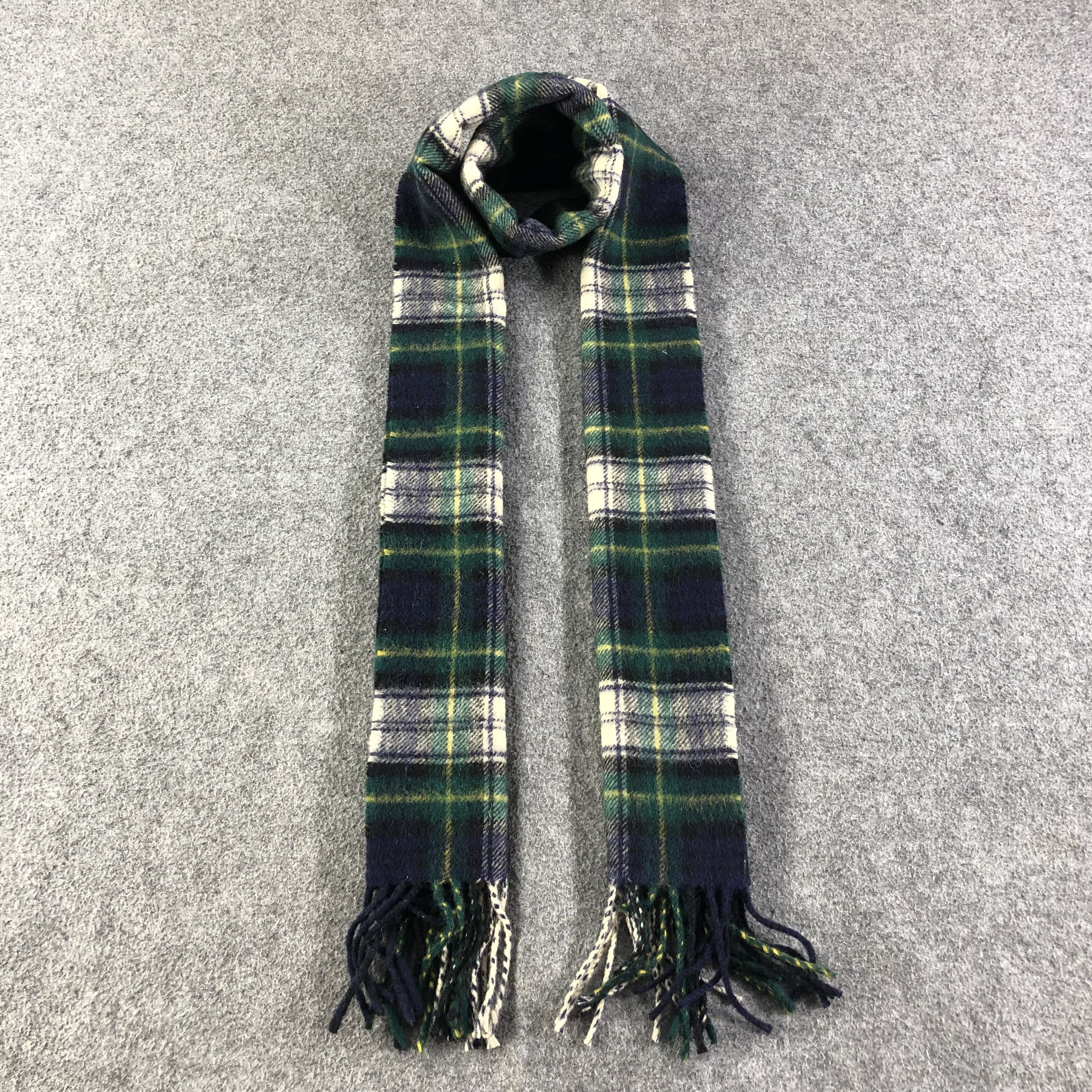 Polo Ralph Lauren Tartan Wool Scarf Muffler V1125