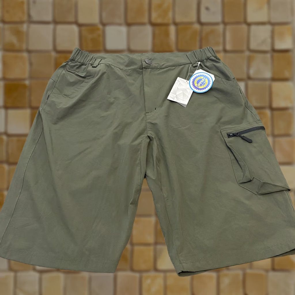 Vintage Baleaf Shorts Mens XL Green Waterproof UPF 50+ Outdoor Hiking Cargo Pocket Size US 36 / EU 52 - 1 Thumbnail